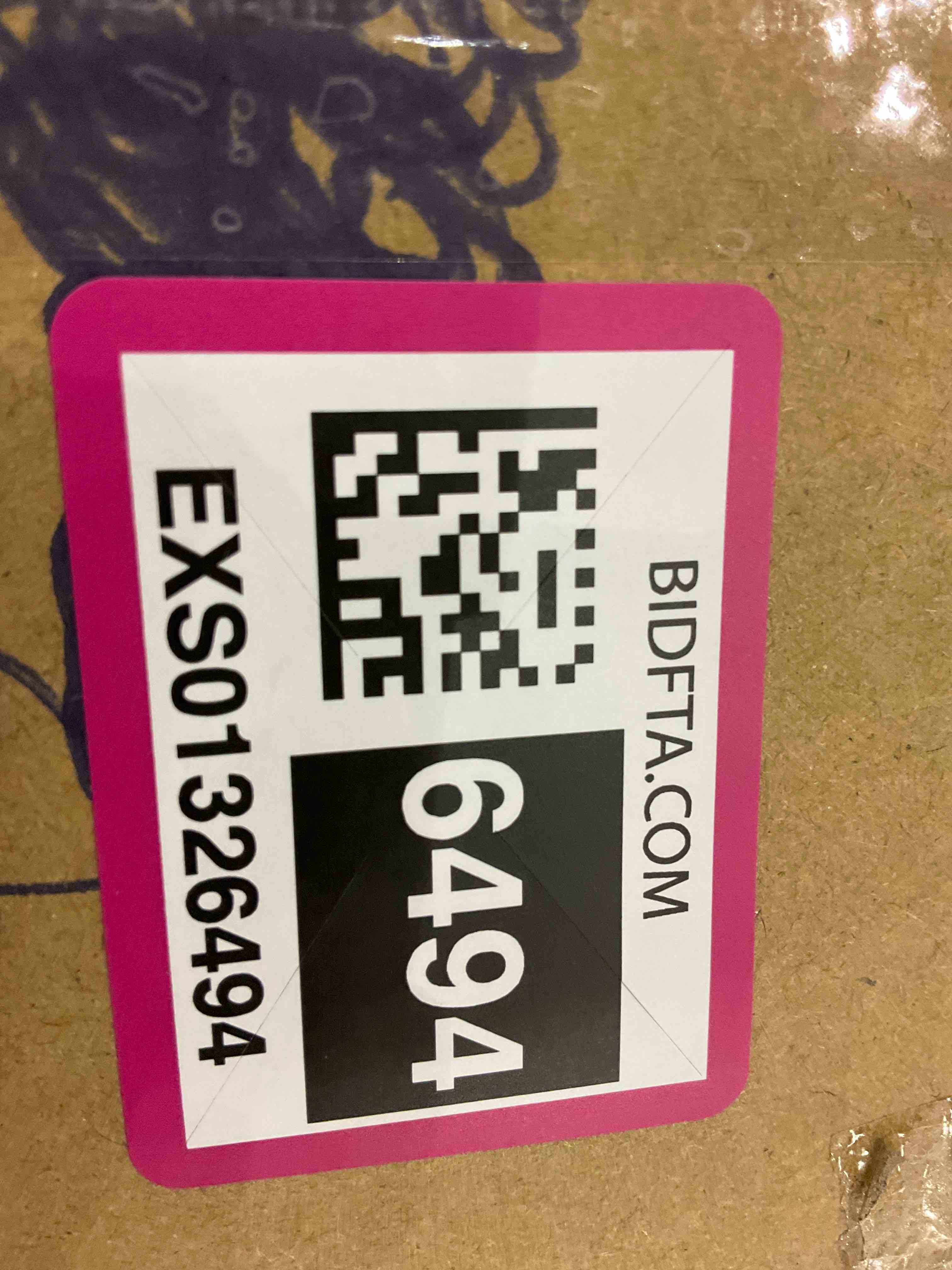 https://s3.amazonaws.com/lotting-images-prod/BargainHunt/EXS01326494_1712751733355.jpeg
