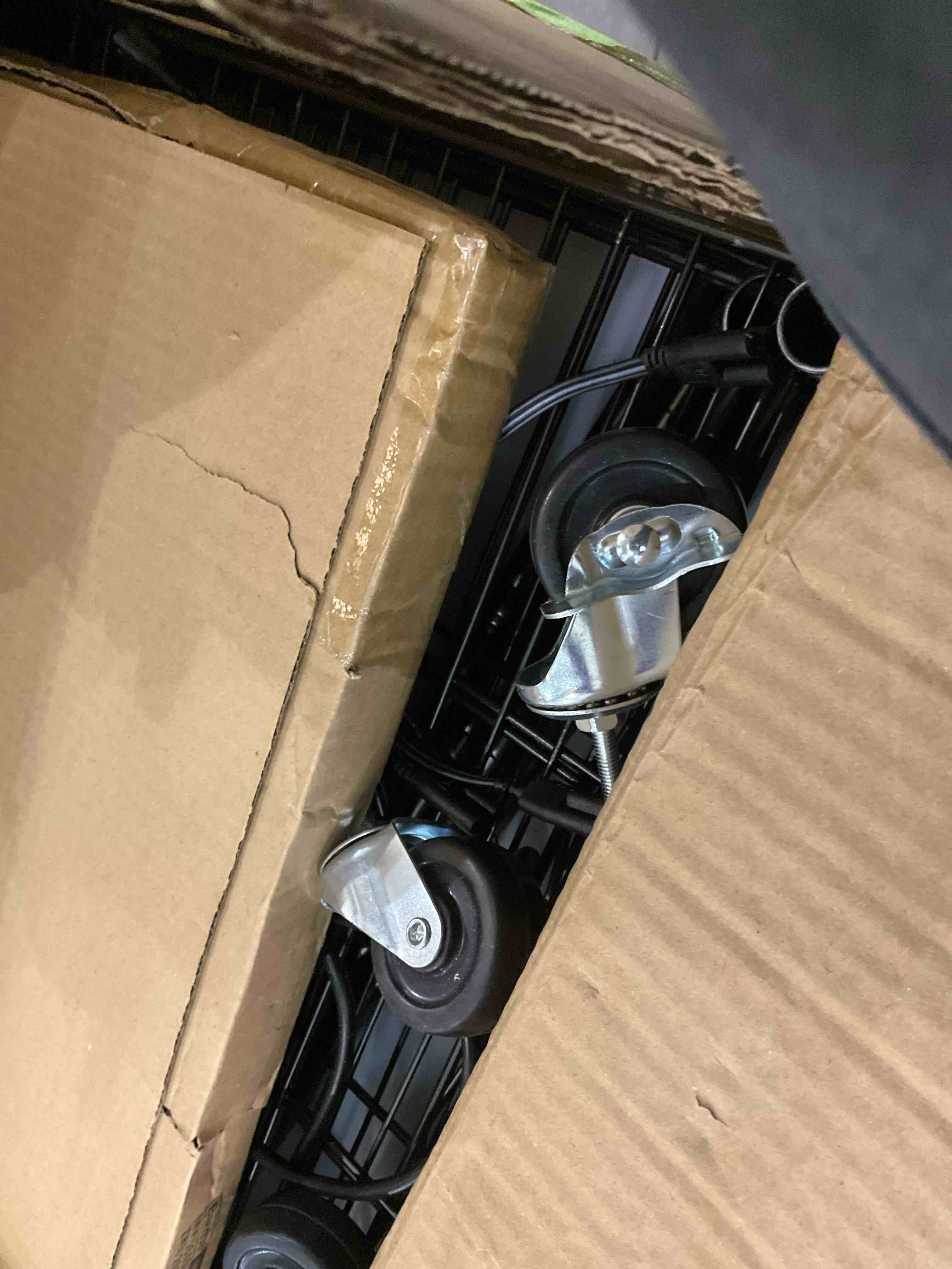 Barrina 5-Tier Plant Stand with Grow Lights for Indoor Plants, Metal Plant Shelf Display Rack with 8Pcs 1.5FT 8W Full Spectrum Plant Lights for Indoor, Balcony, Living Room, 23.6x13.8x59IN