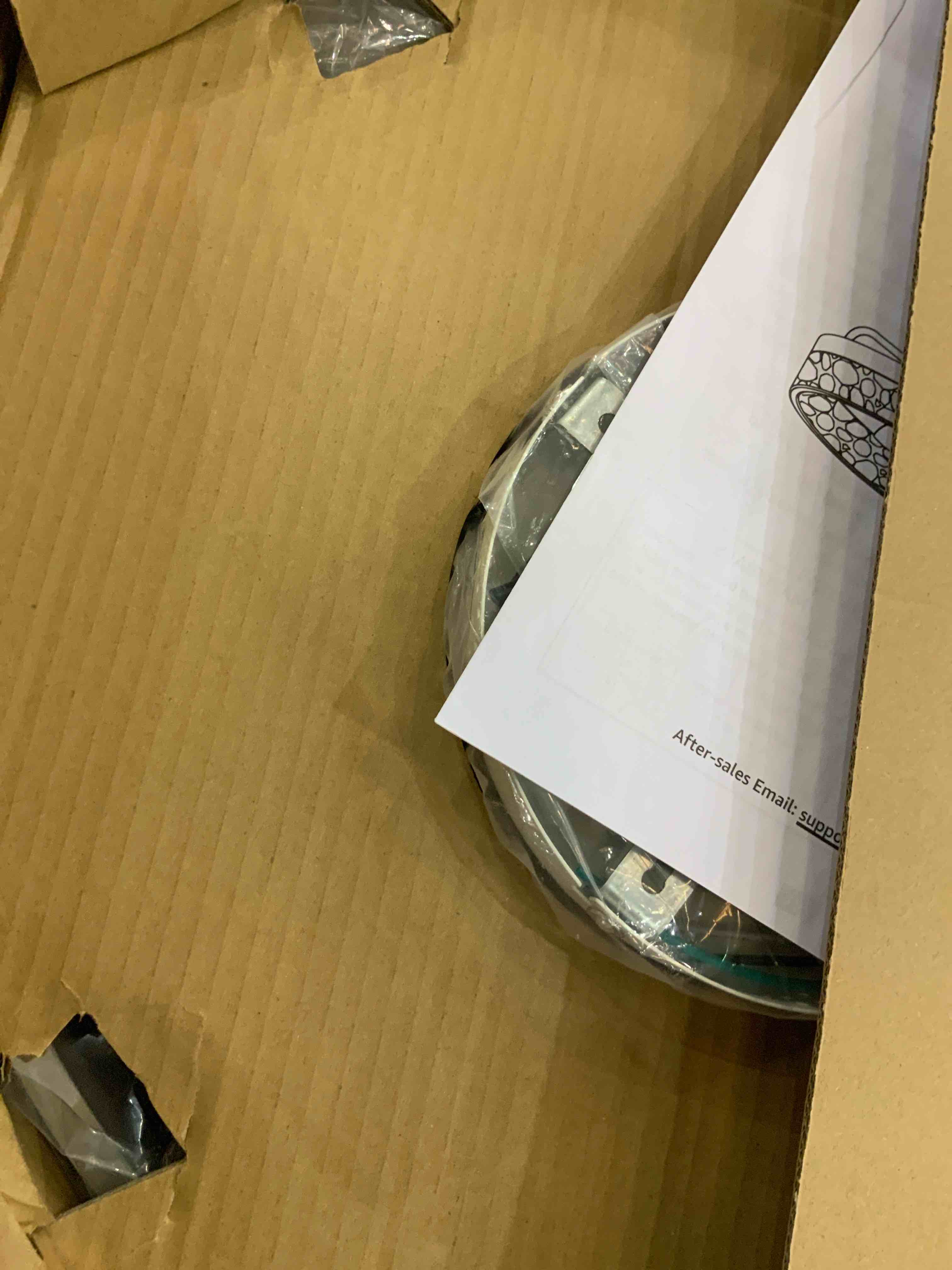 https://s3.amazonaws.com/lotting-images-prod/BargainHunt/EXS01327622_1711727707340.jpeg