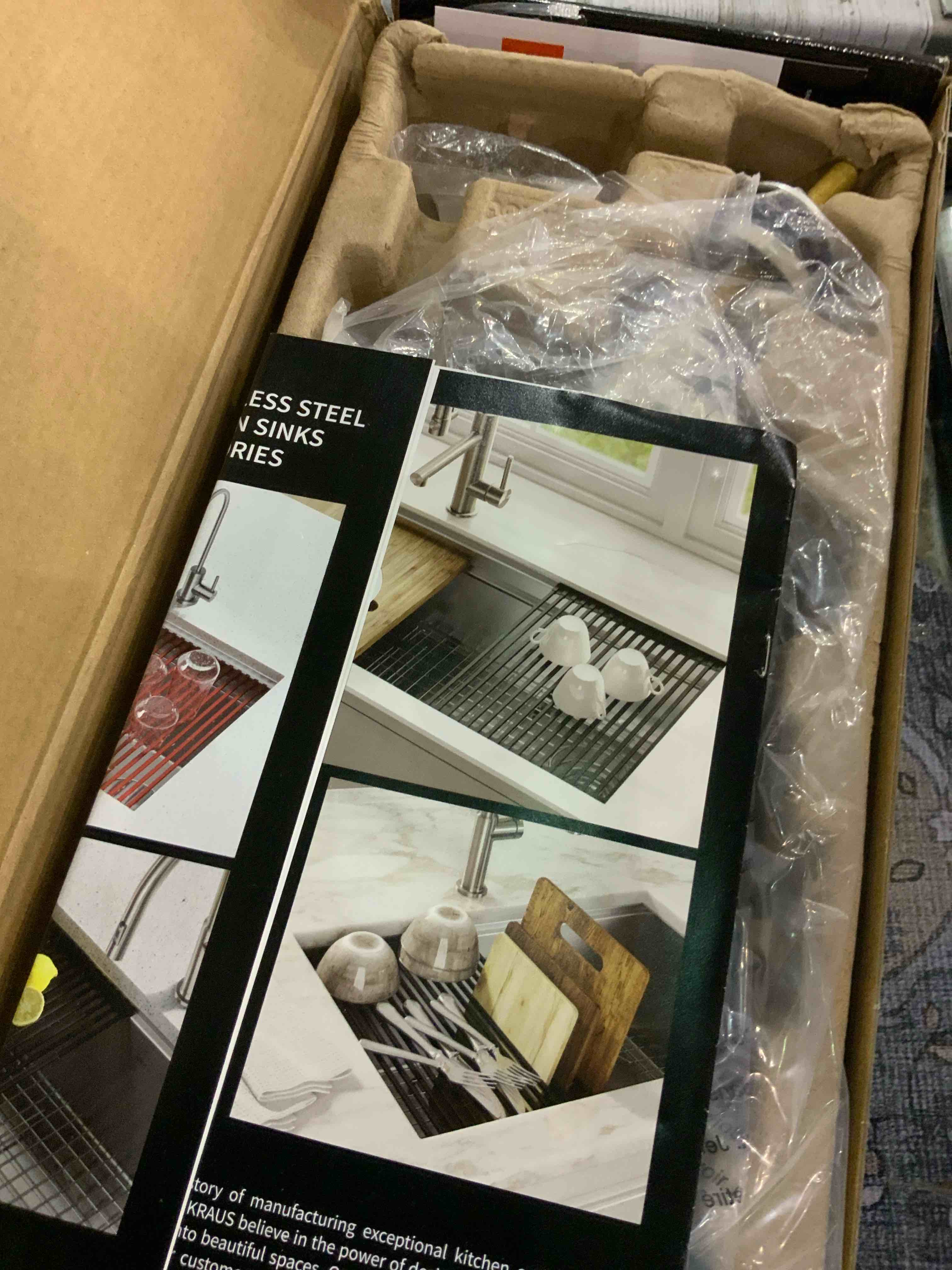 https://s3.amazonaws.com/lotting-images-prod/BargainHunt/EXS01327678_1711970994484.jpeg