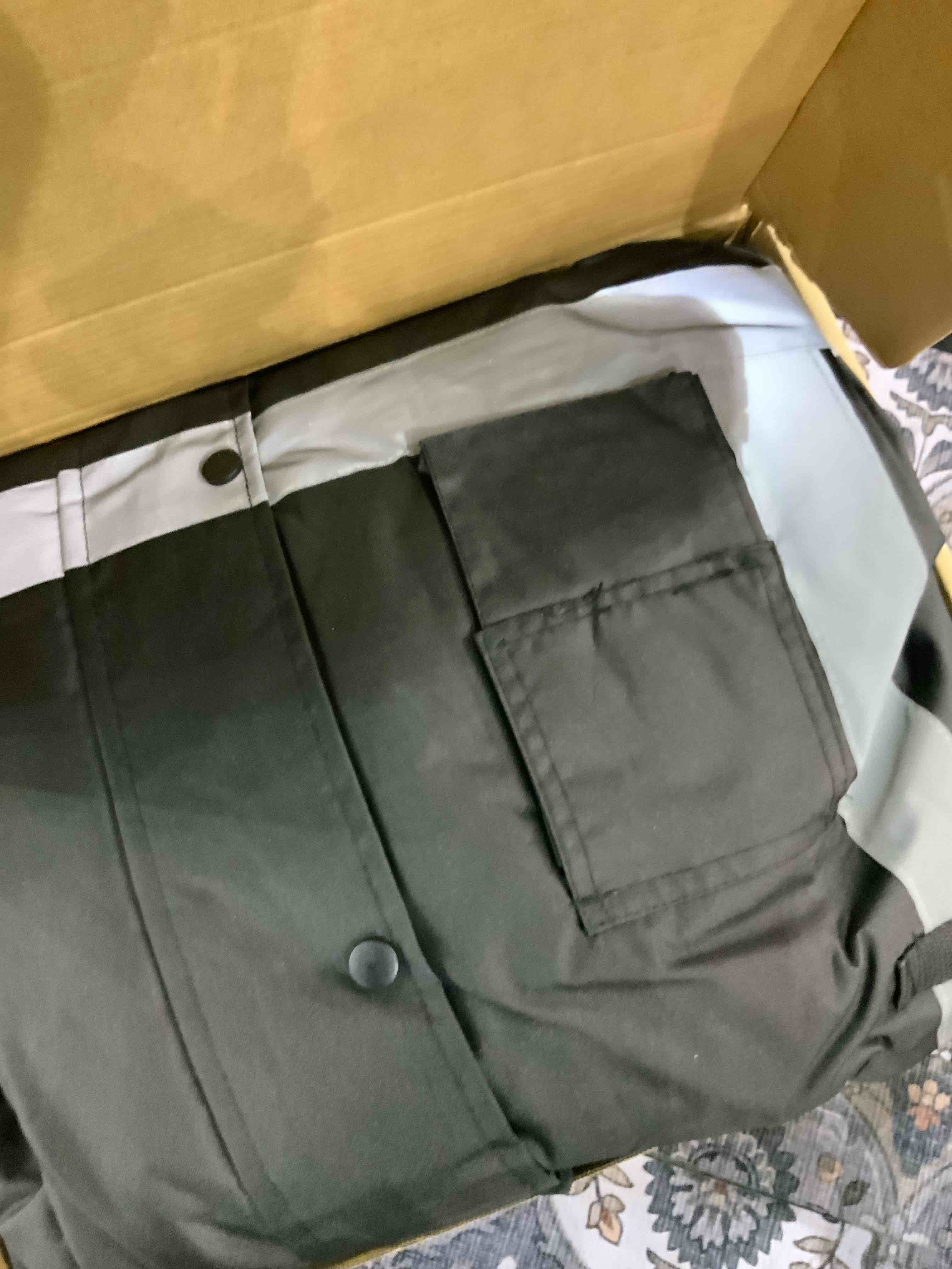 https://s3.amazonaws.com/lotting-images-prod/BargainHunt/EXS01327909_1712059807947.jpeg
