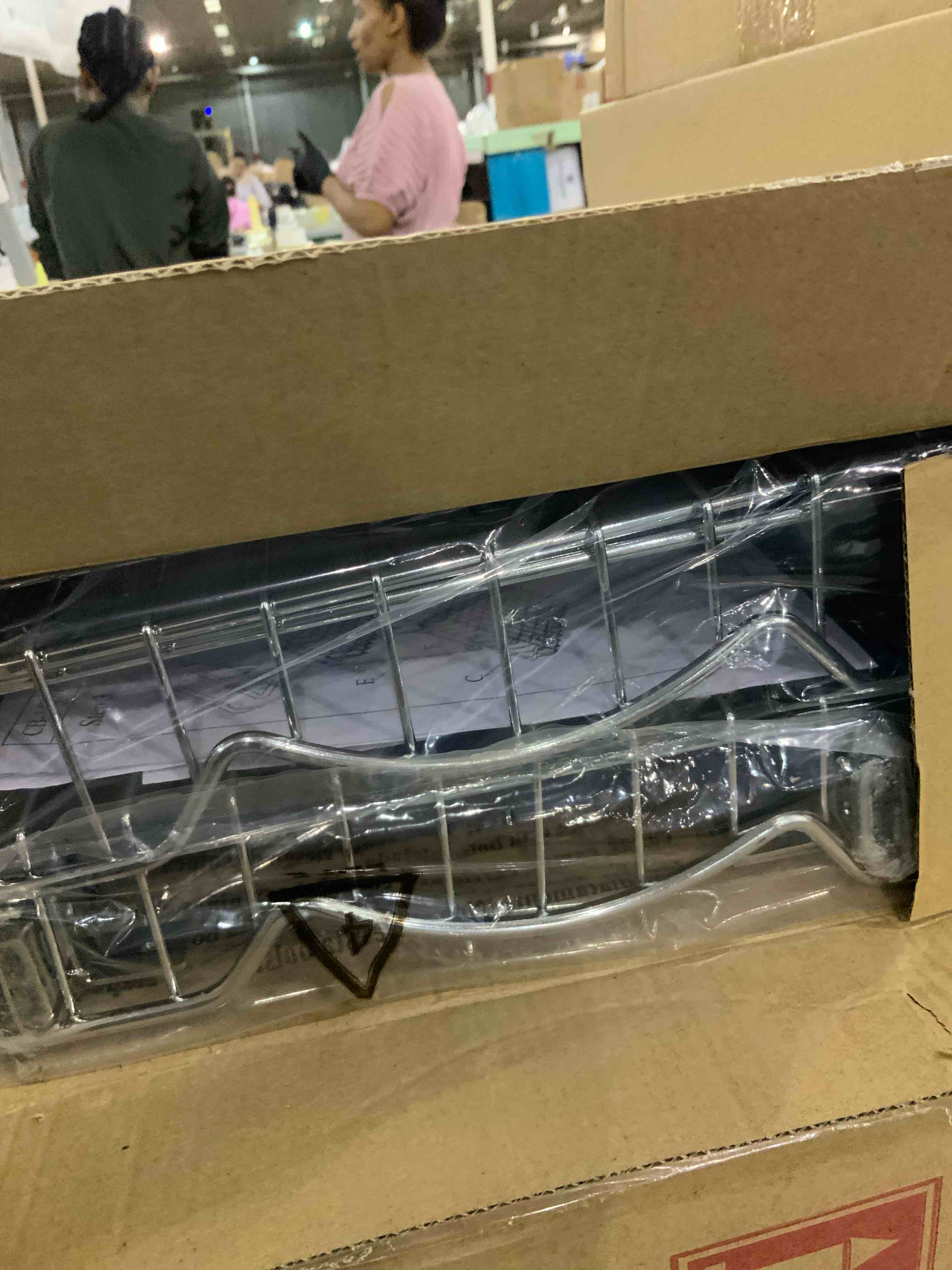 https://s3.amazonaws.com/lotting-images-prod/BargainHunt/EXS01327934_1712064410532.jpeg