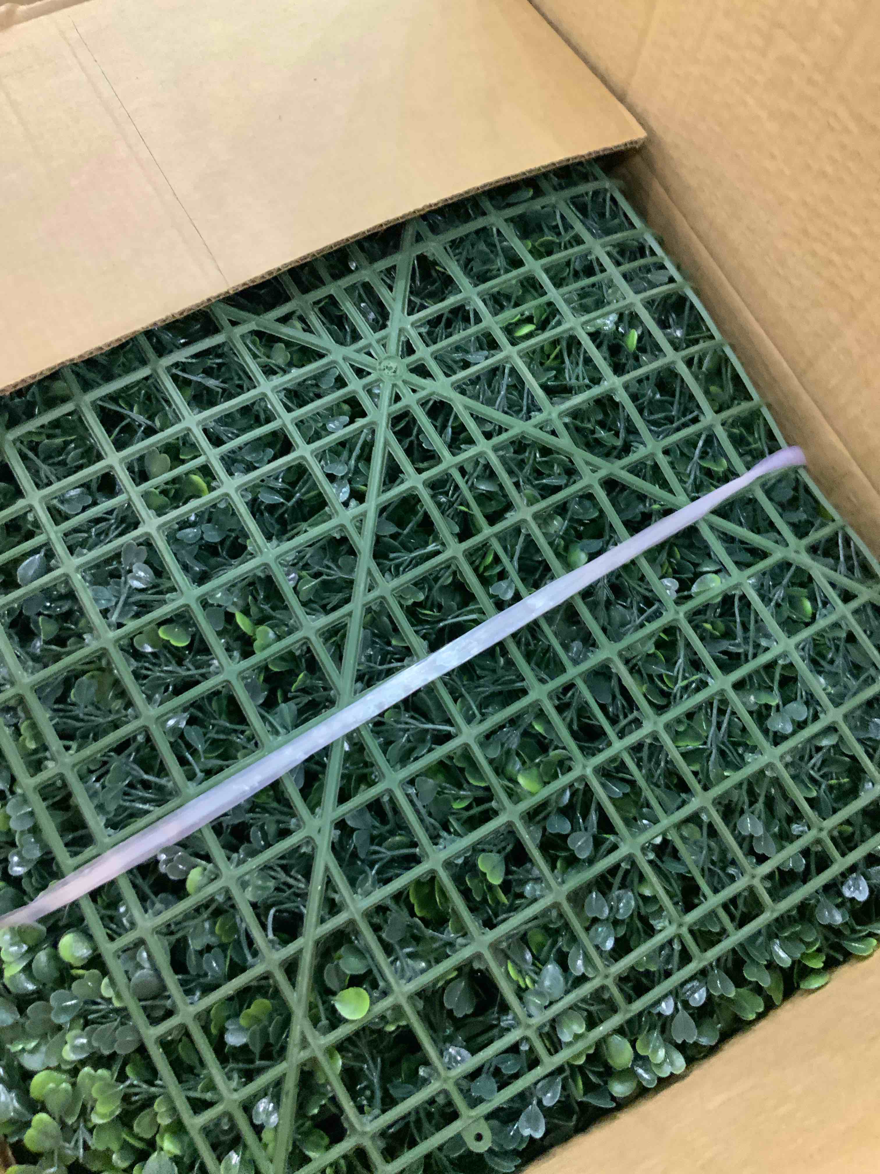 https://s3.amazonaws.com/lotting-images-prod/BargainHunt/EXS01327940_1712064849705.jpeg