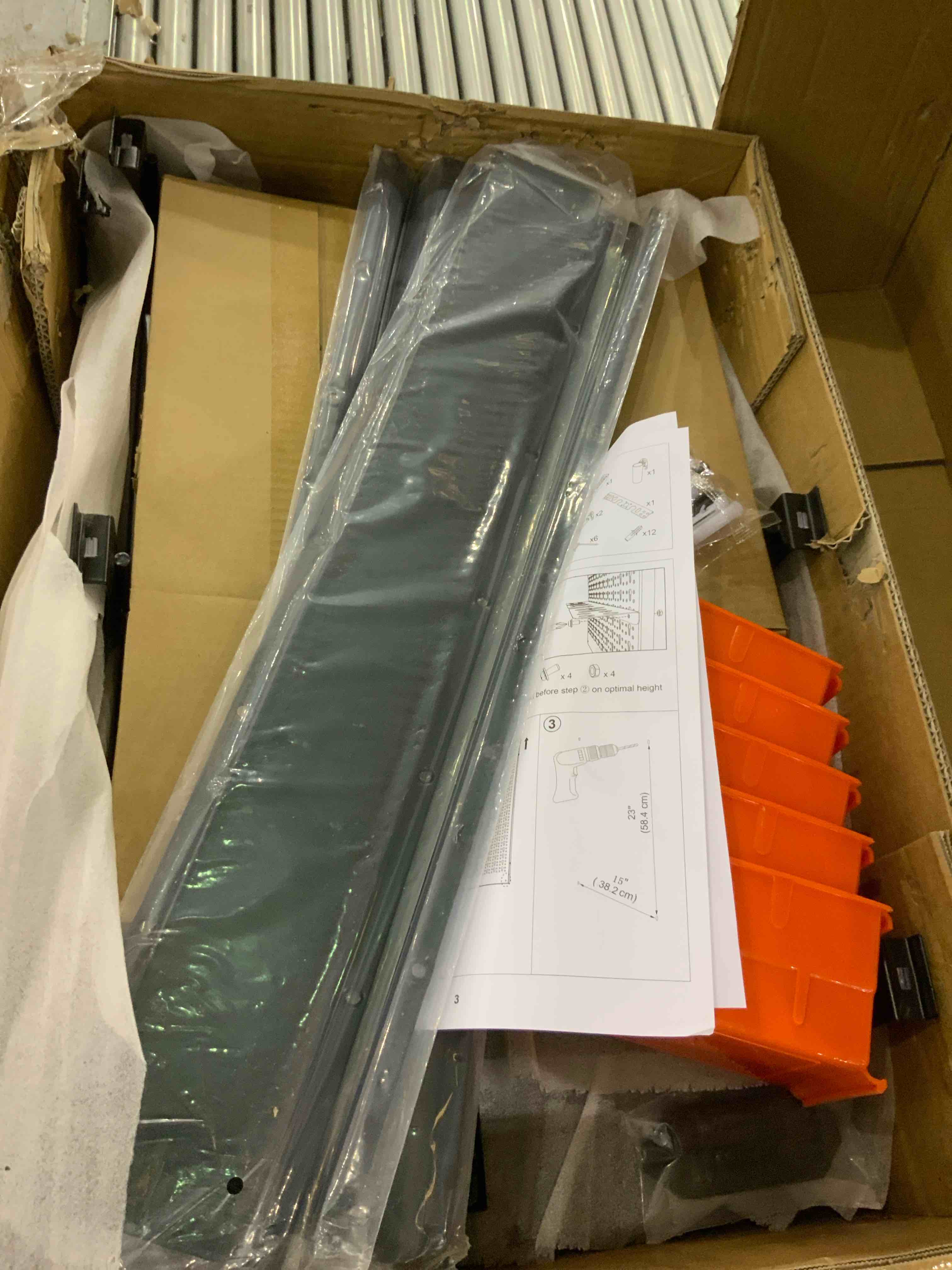 https://s3.amazonaws.com/lotting-images-prod/BargainHunt/EXS01328302_1712240752828.jpeg
