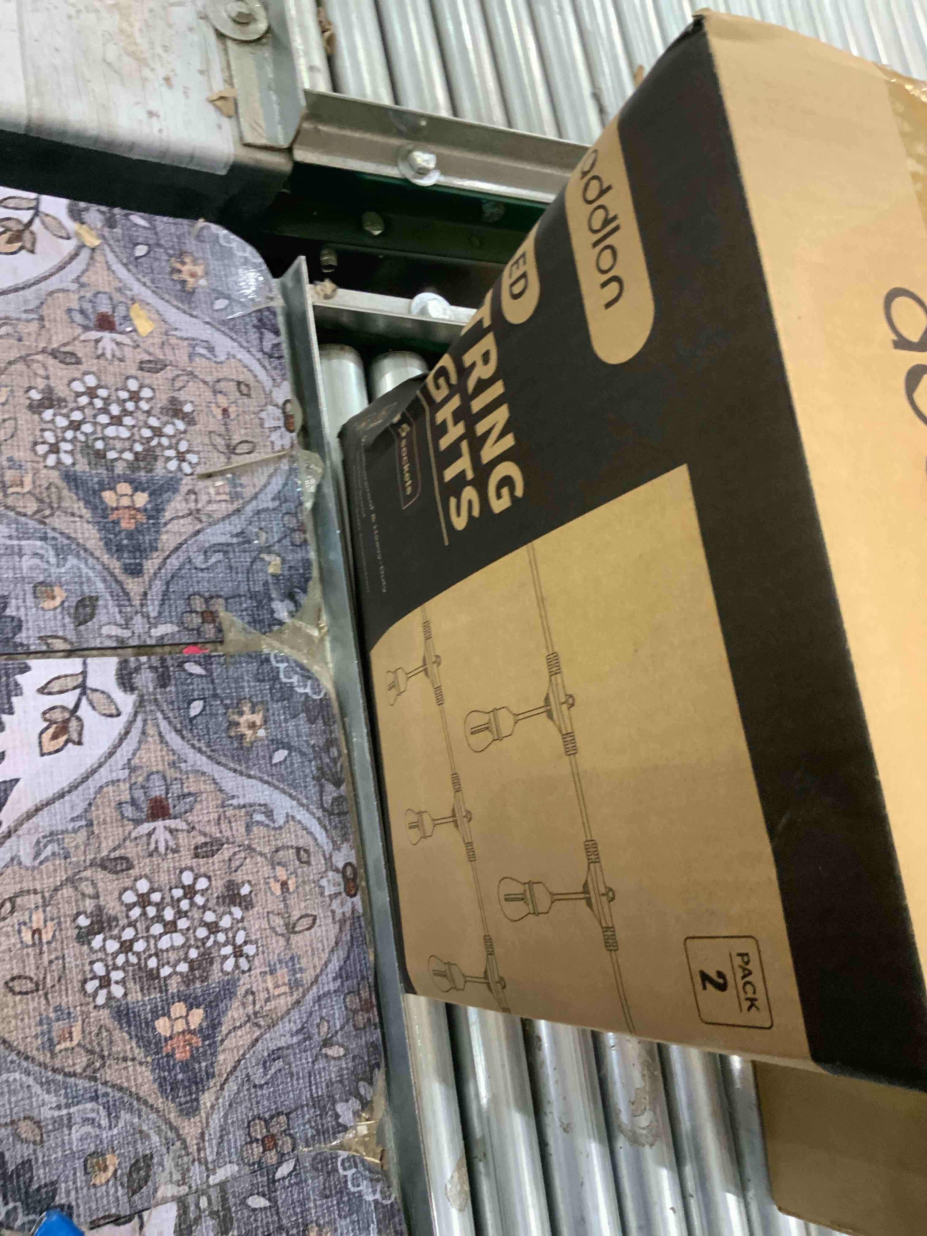 https://s3.amazonaws.com/lotting-images-prod/BargainHunt/EXS01328371_1712252056163.jpeg