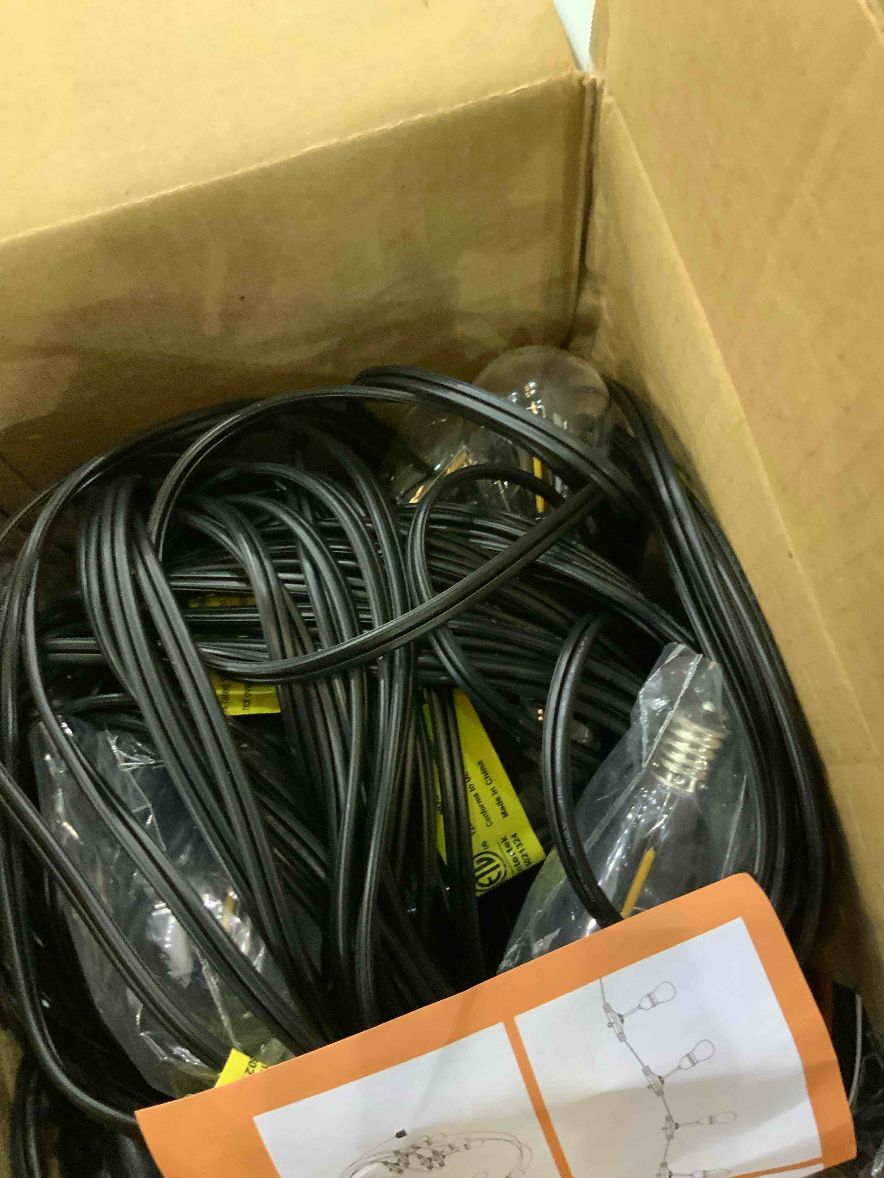 https://s3.amazonaws.com/lotting-images-prod/BargainHunt/EXS01328371_1712252069424.jpeg