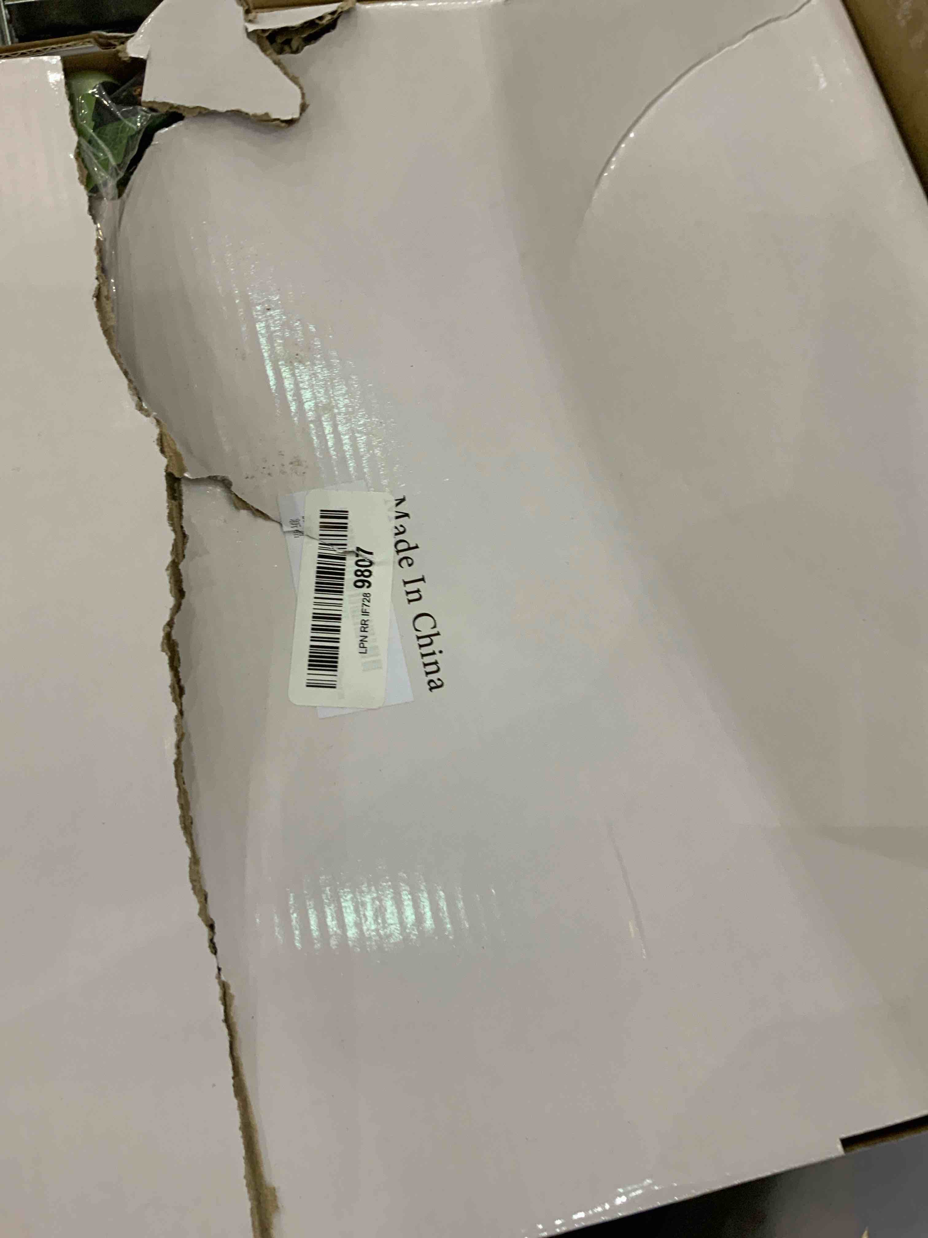 https://s3.amazonaws.com/lotting-images-prod/BargainHunt/EXS01328475_1712324930261.jpeg