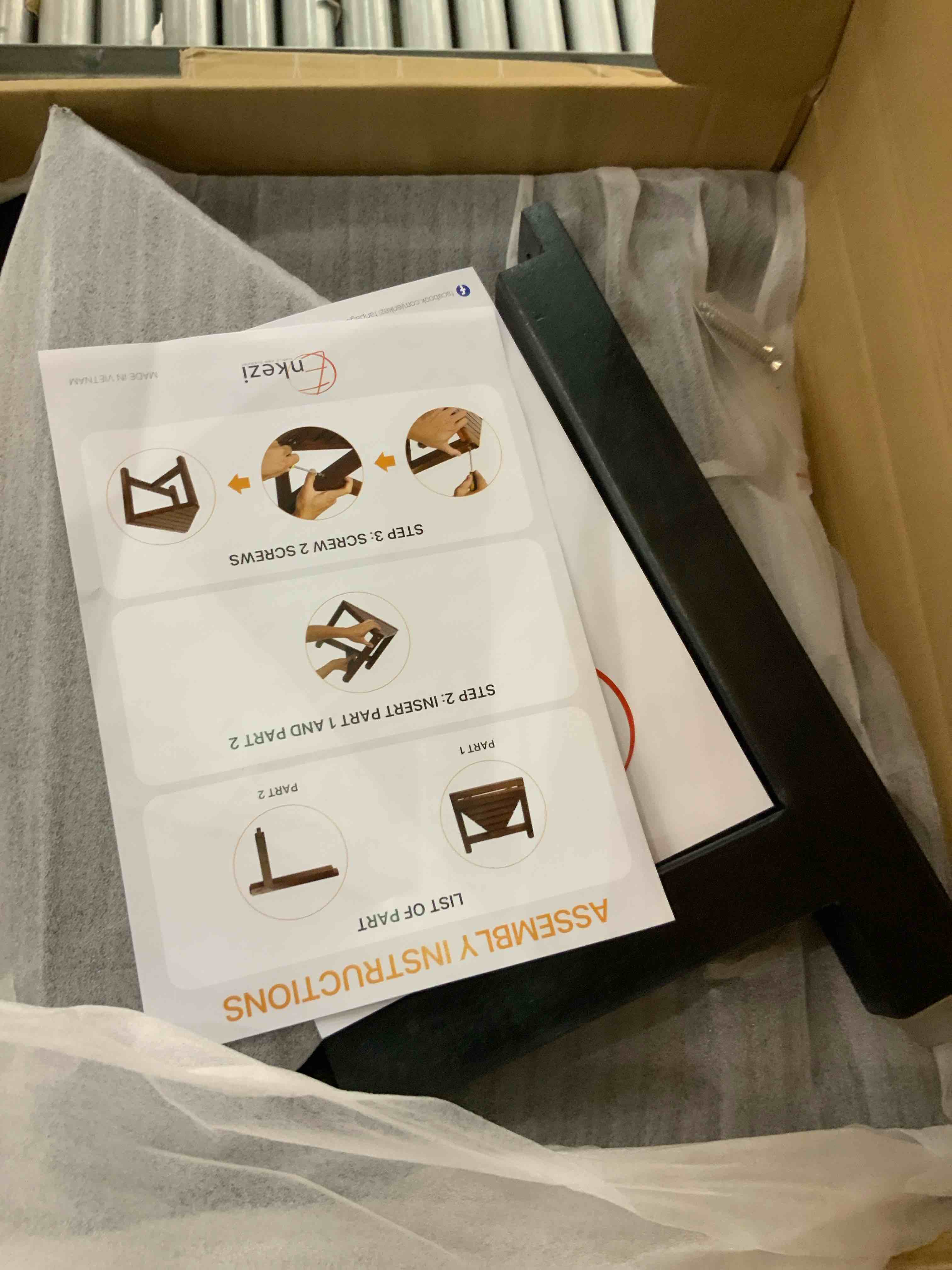 https://s3.amazonaws.com/lotting-images-prod/BargainHunt/EXS01328491_1712326637752.jpeg