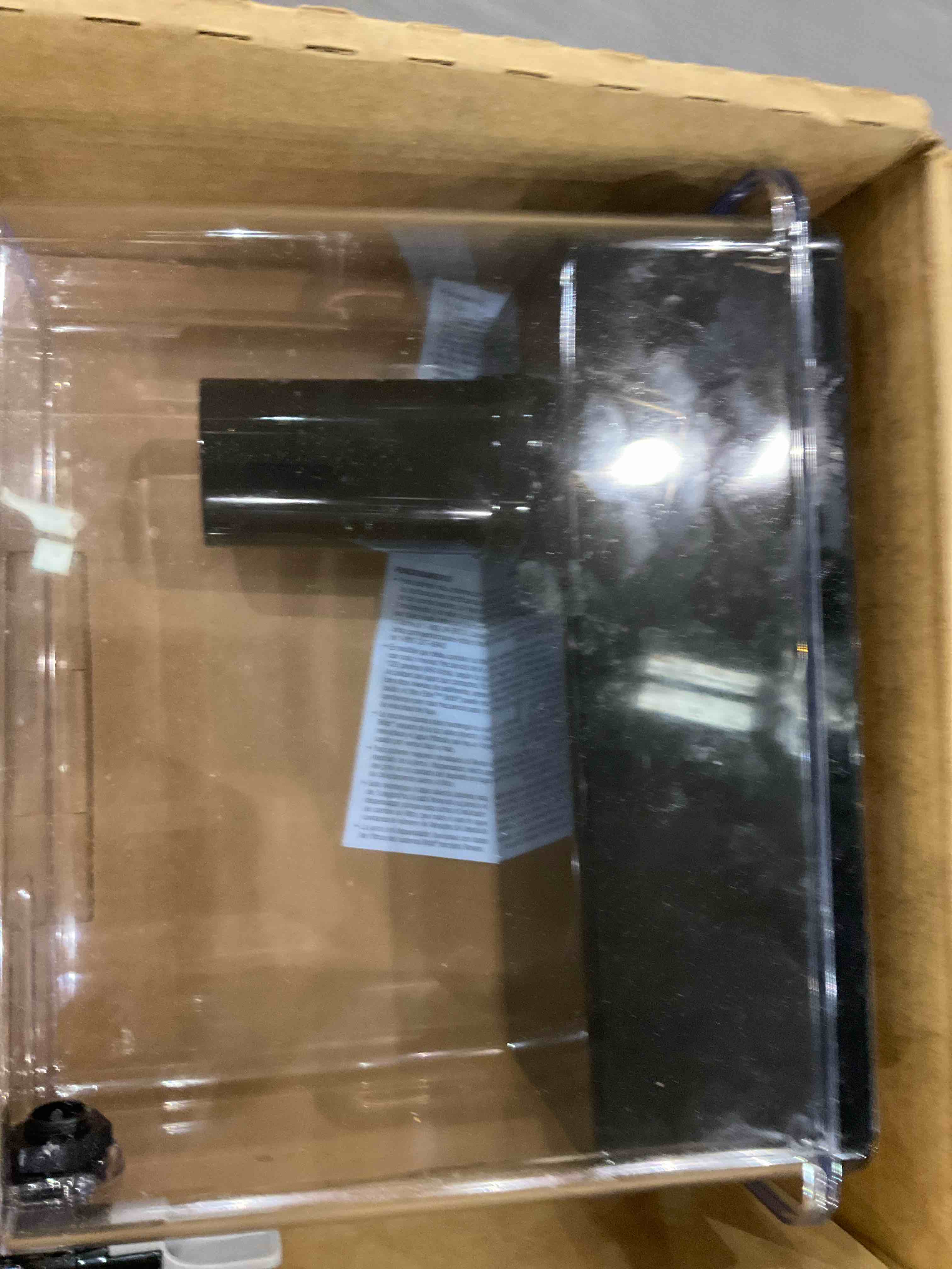 https://s3.amazonaws.com/lotting-images-prod/BargainHunt/EXS01328604_1711628327932.jpeg
