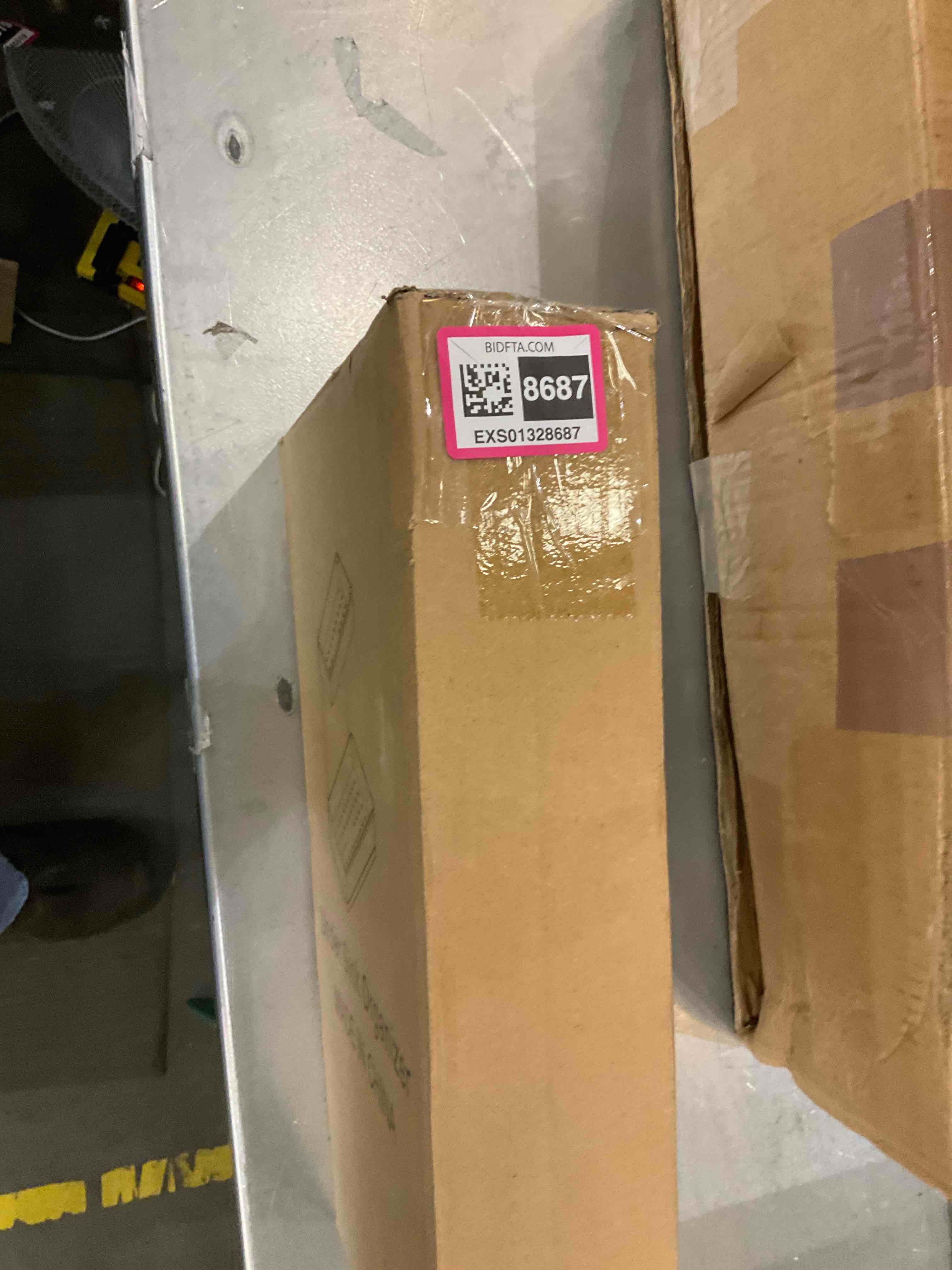 https://s3.amazonaws.com/lotting-images-prod/BargainHunt/EXS01328687_1711636987291.jpeg