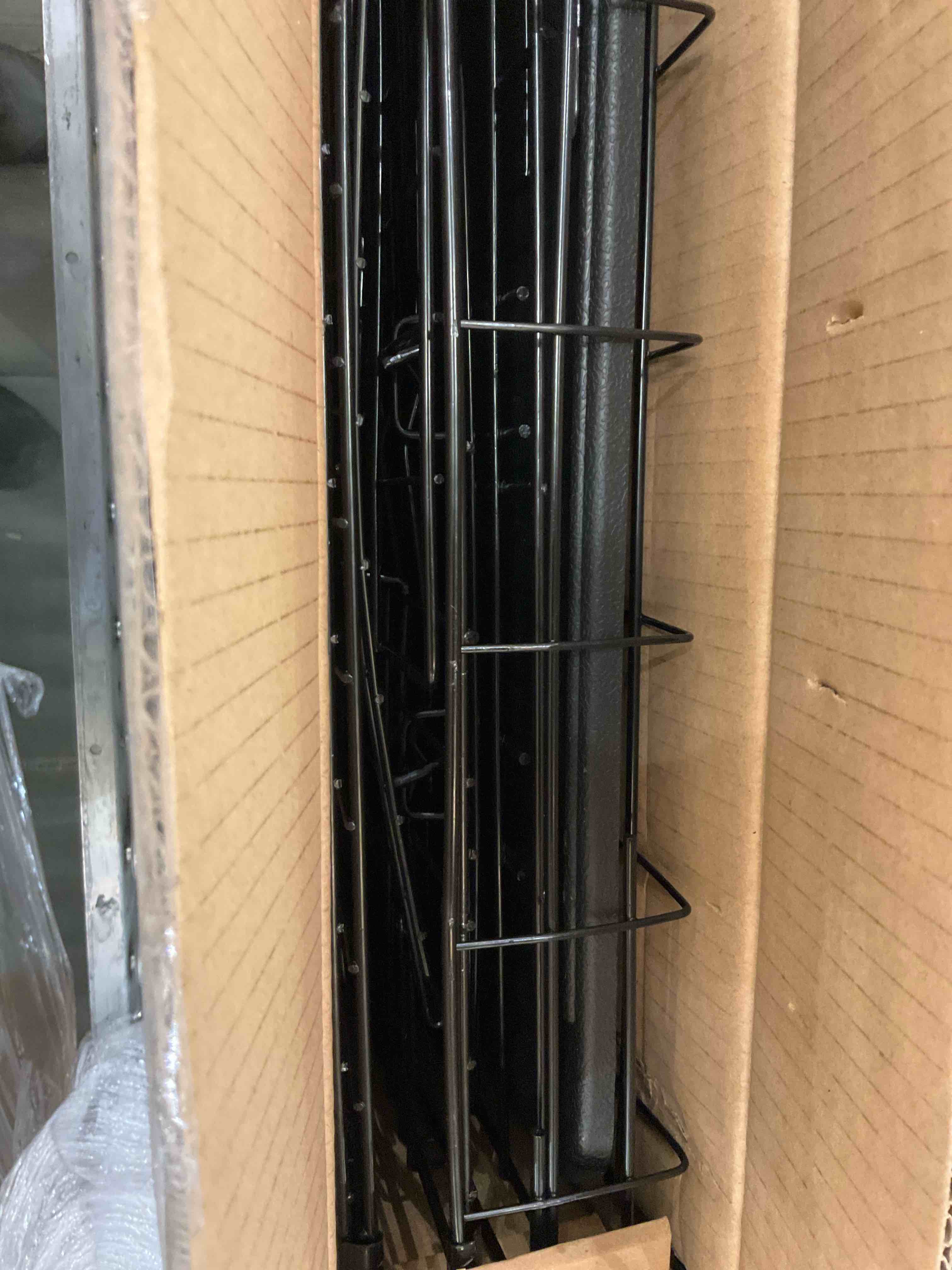 https://s3.amazonaws.com/lotting-images-prod/BargainHunt/EXS01328973_1711731297281.jpeg