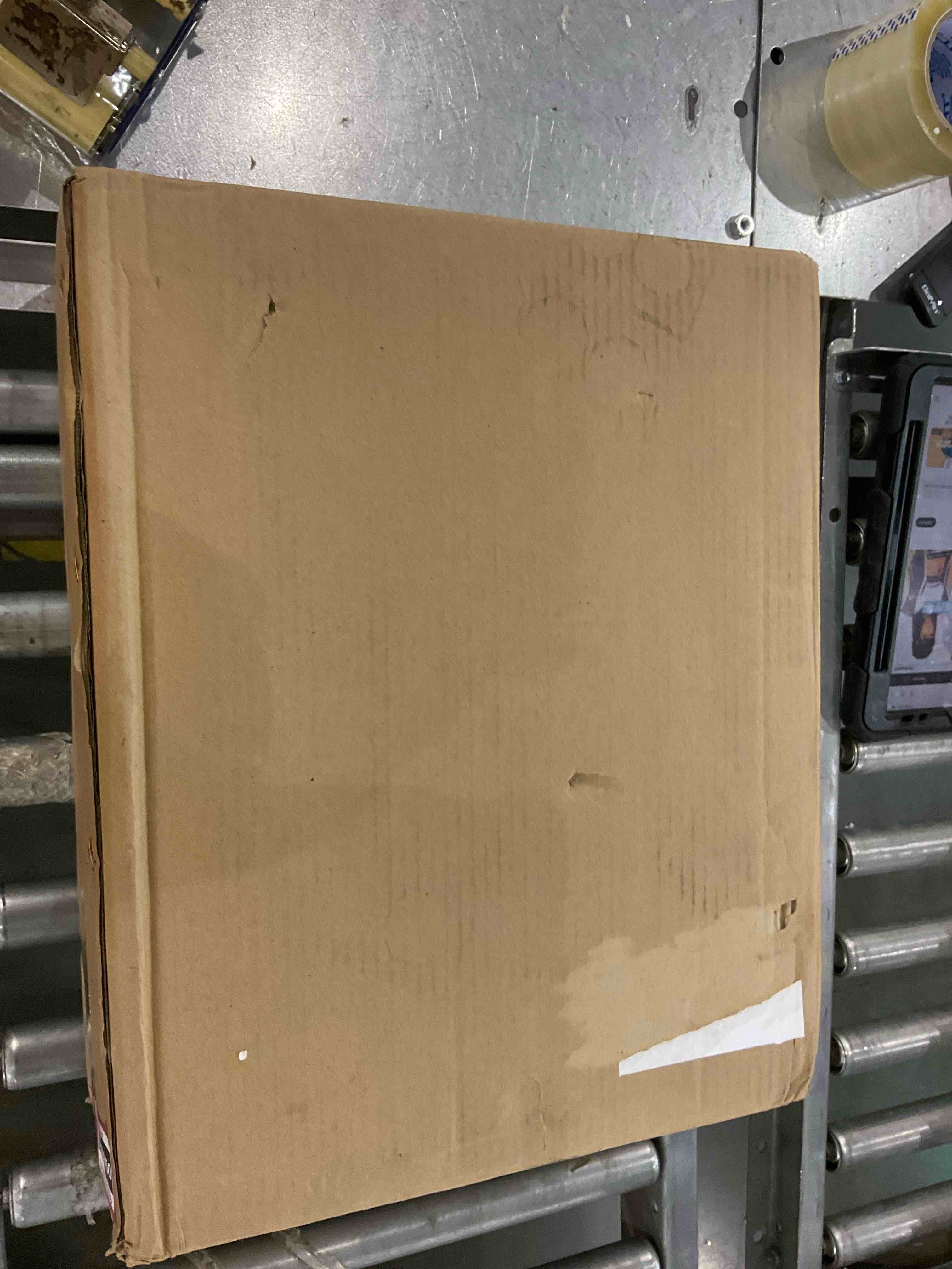 https://s3.amazonaws.com/lotting-images-prod/BargainHunt/EXS01329050_1711973354952.jpeg