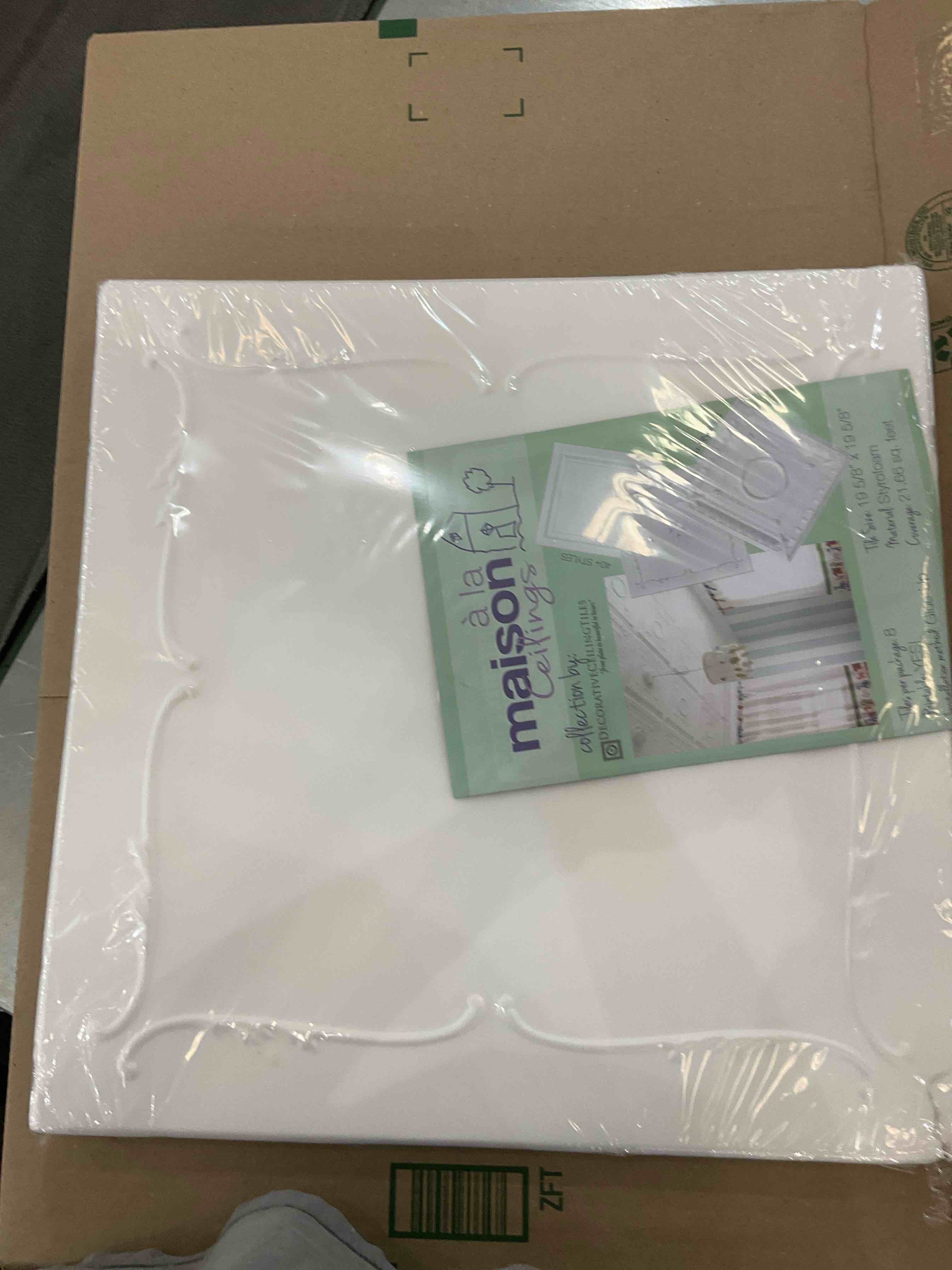 https://s3.amazonaws.com/lotting-images-prod/BargainHunt/EXS01329330_1712153821242.jpeg