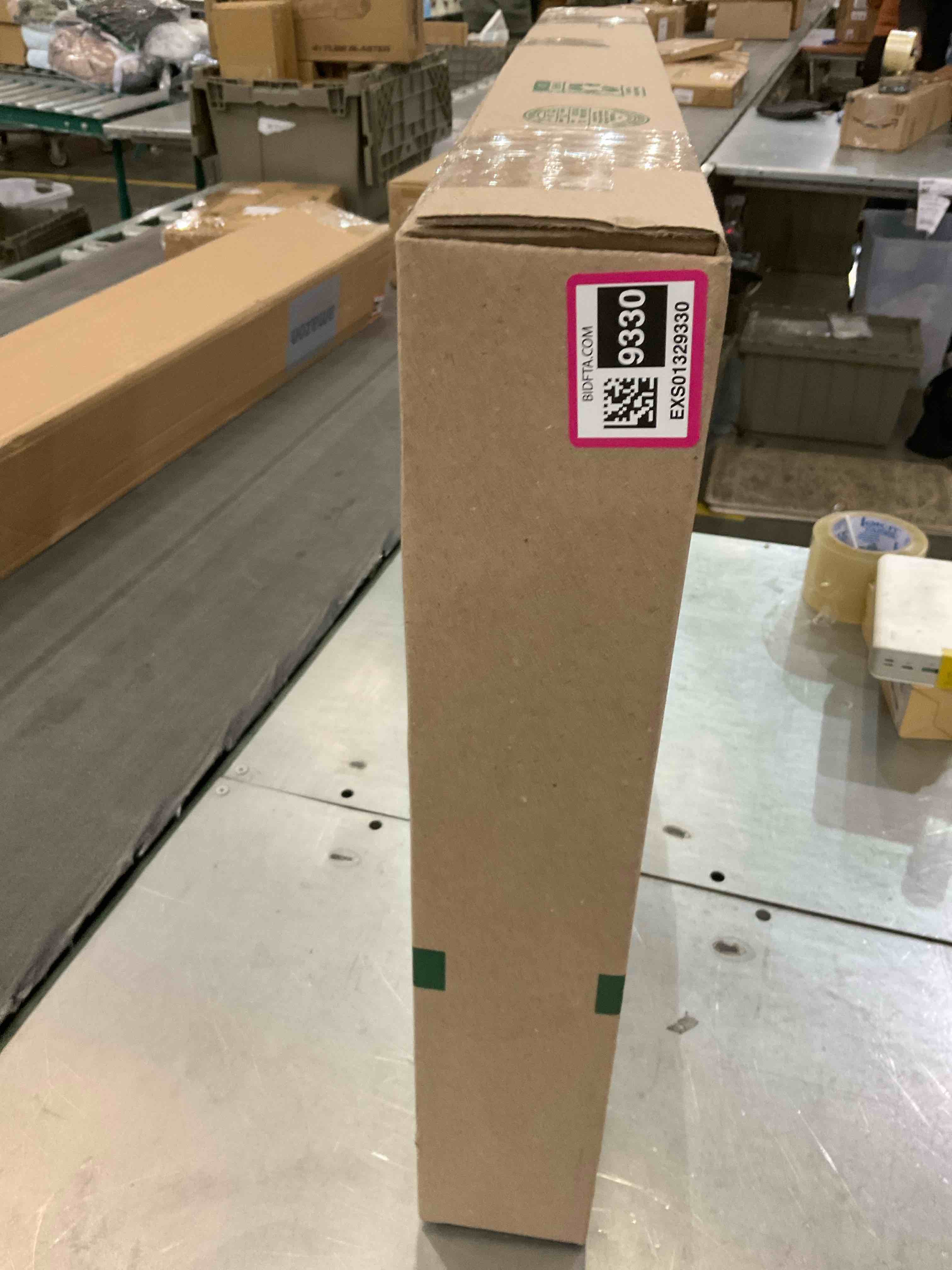 https://s3.amazonaws.com/lotting-images-prod/BargainHunt/EXS01329330_1712153856831.jpeg