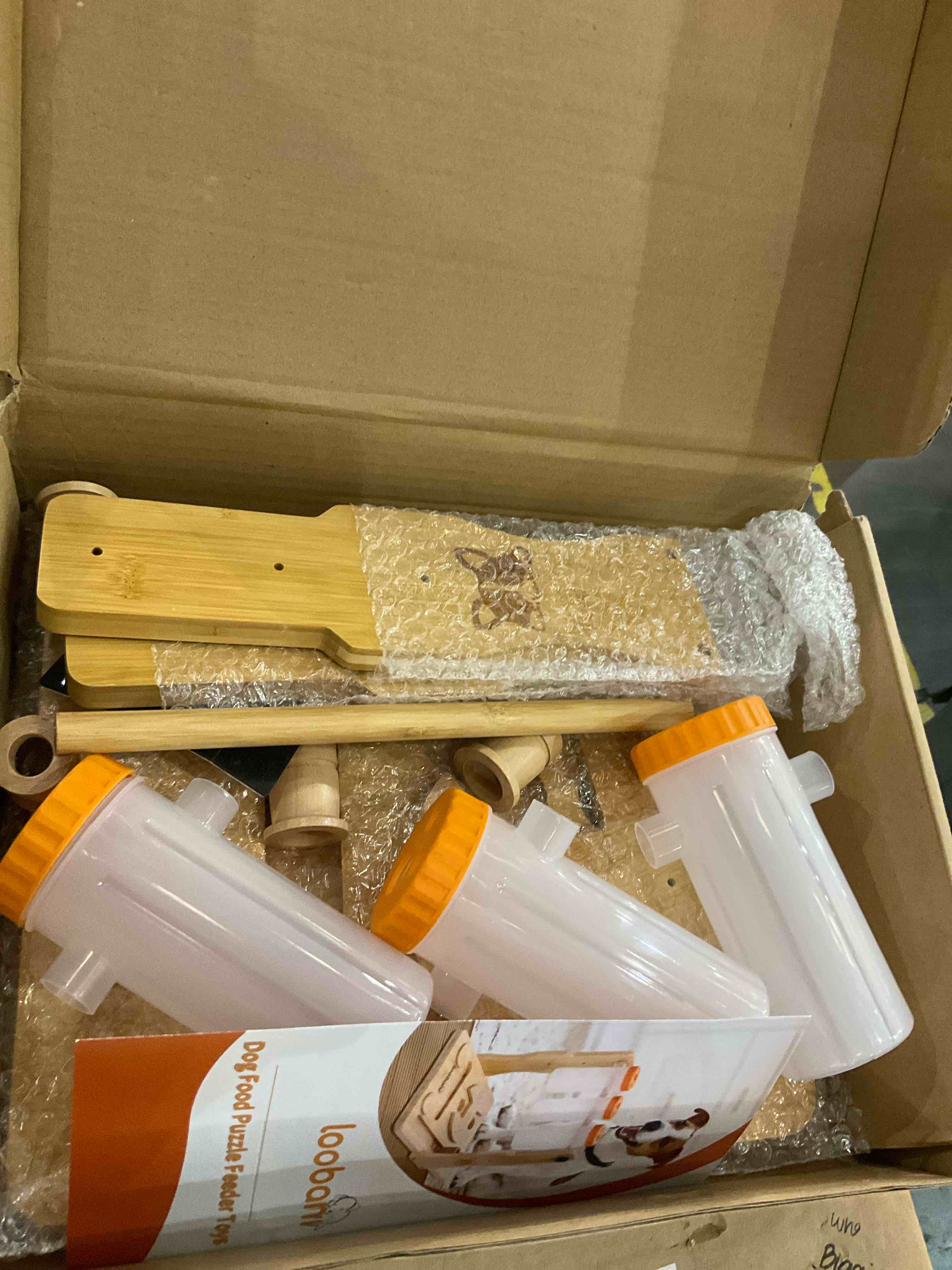 https://s3.amazonaws.com/lotting-images-prod/BargainHunt/EXS01329559_1712760918693.jpeg