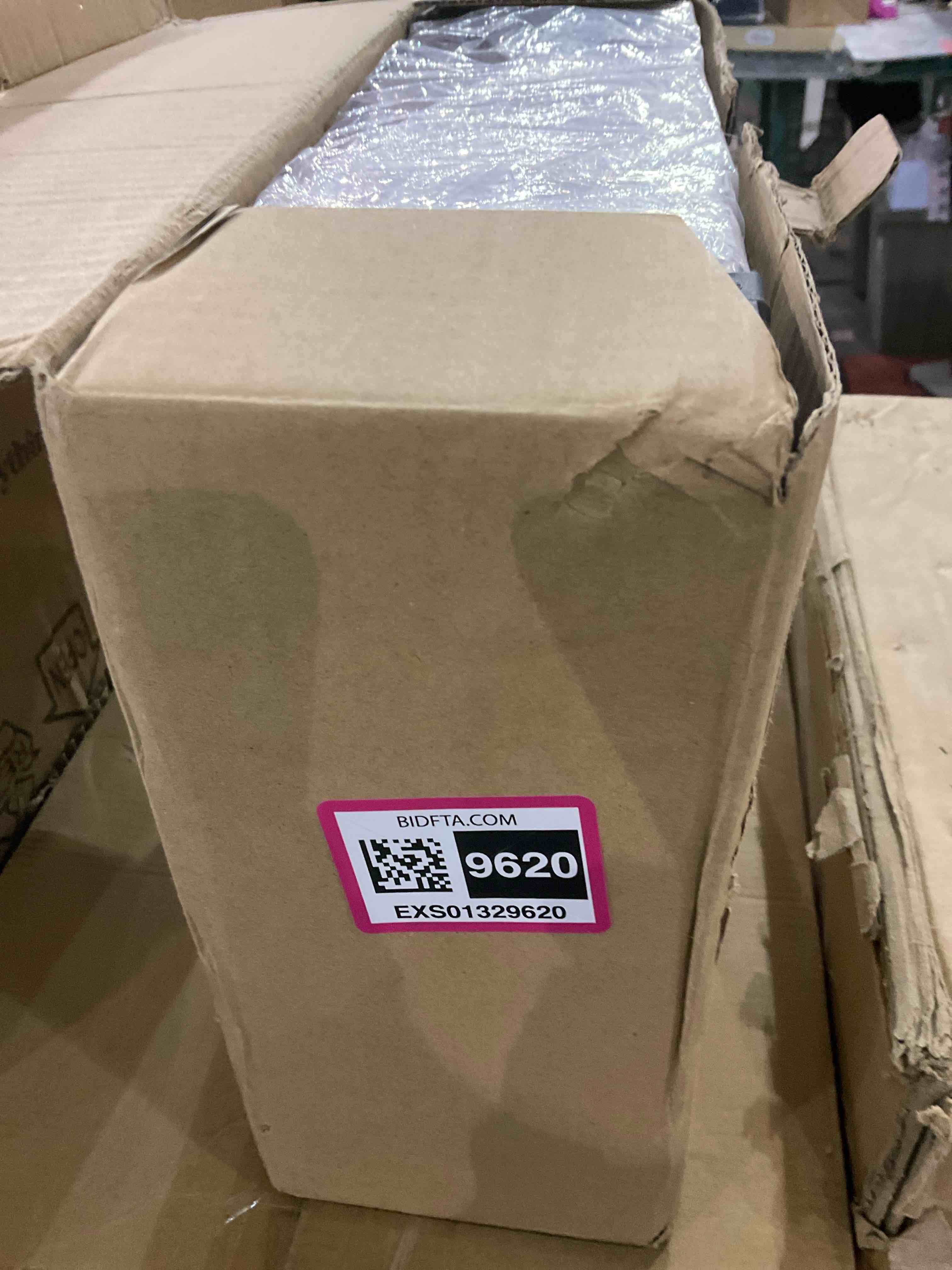 https://s3.amazonaws.com/lotting-images-prod/BargainHunt/EXS01329620_1712835642905.jpeg