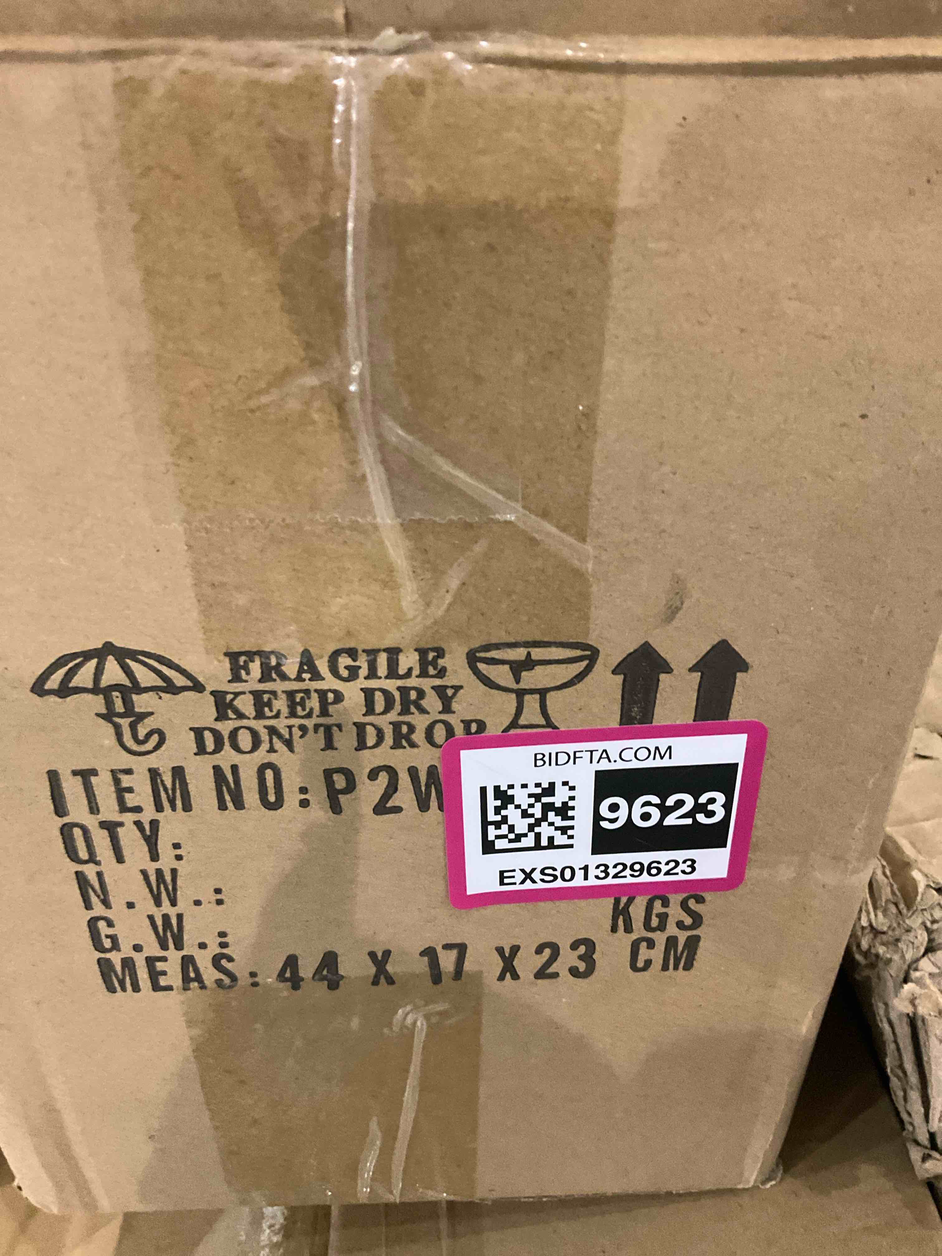 https://s3.amazonaws.com/lotting-images-prod/BargainHunt/EXS01329623_1712836150960.jpeg