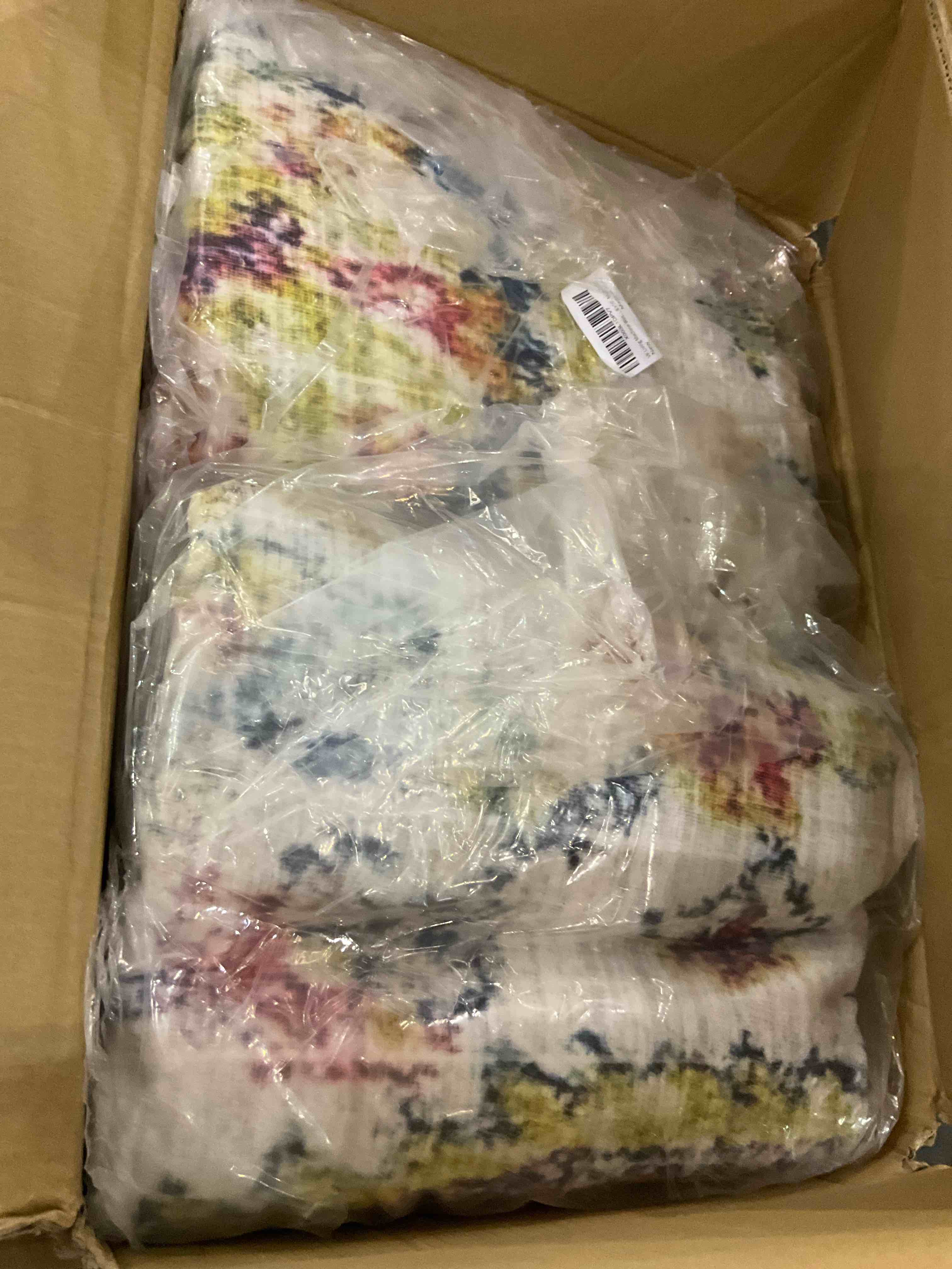 https://s3.amazonaws.com/lotting-images-prod/BargainHunt/EXS01329662_1712843934616.jpeg