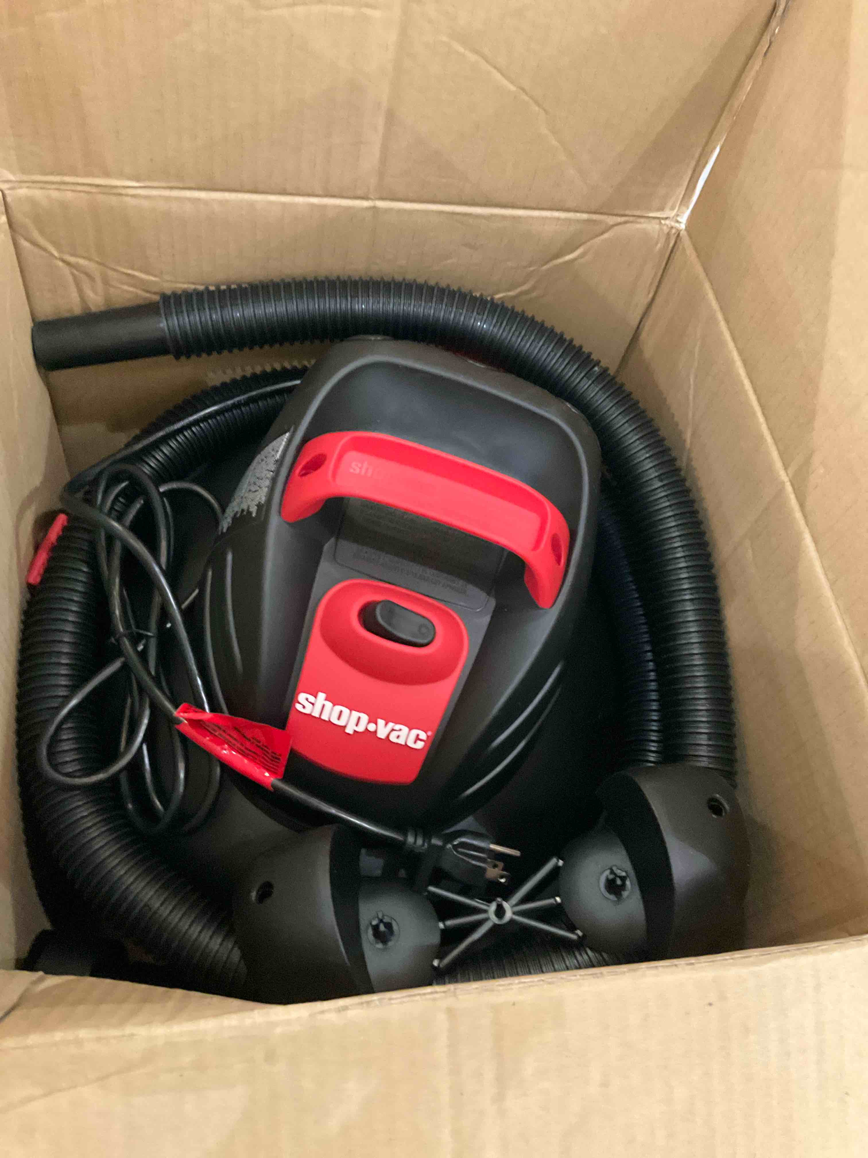 https://s3.amazonaws.com/lotting-images-prod/BargainHunt/EXS01329887_1713189794130.jpeg