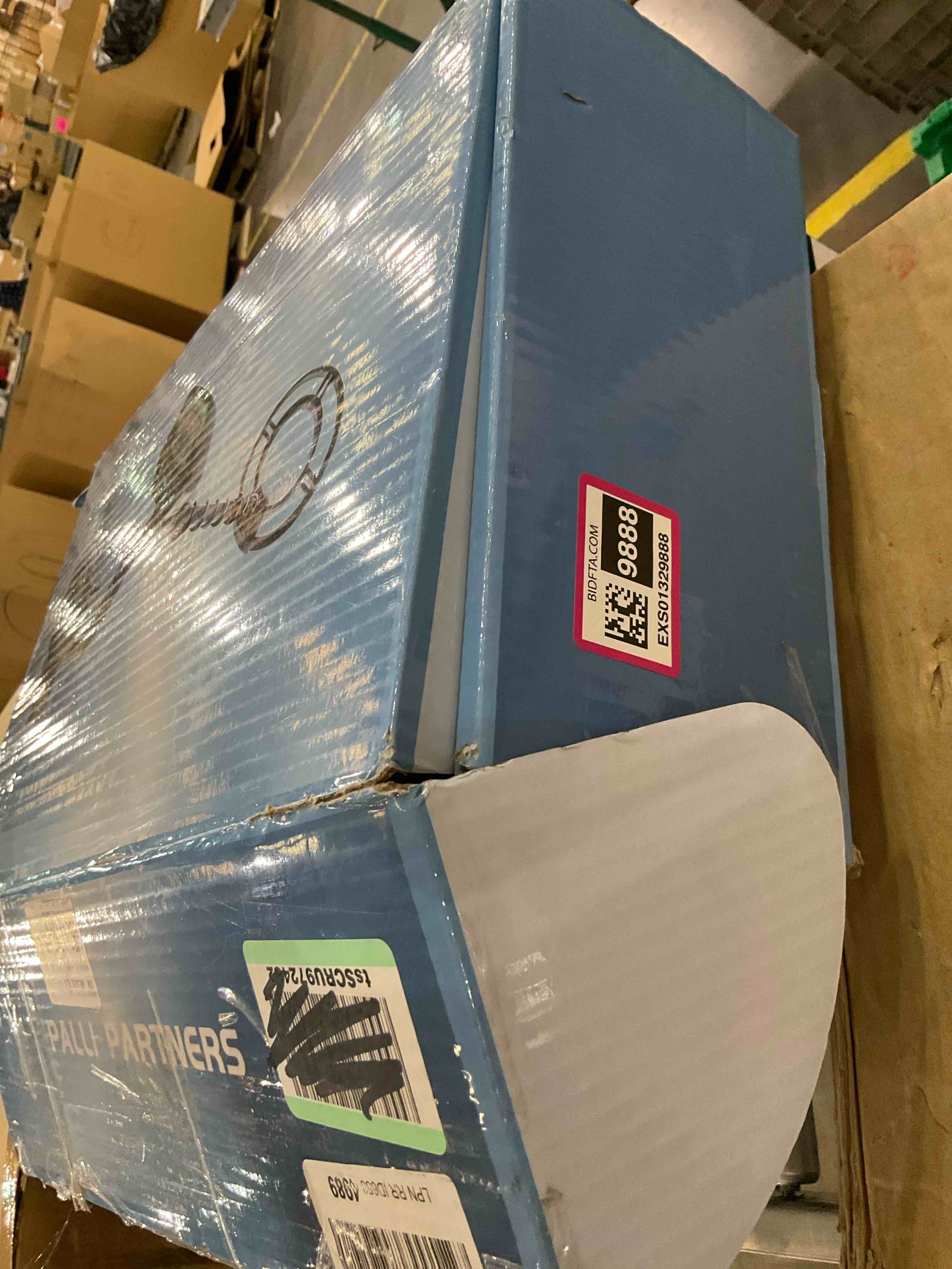 https://s3.amazonaws.com/lotting-images-prod/BargainHunt/EXS01329888_1713189959985.jpeg