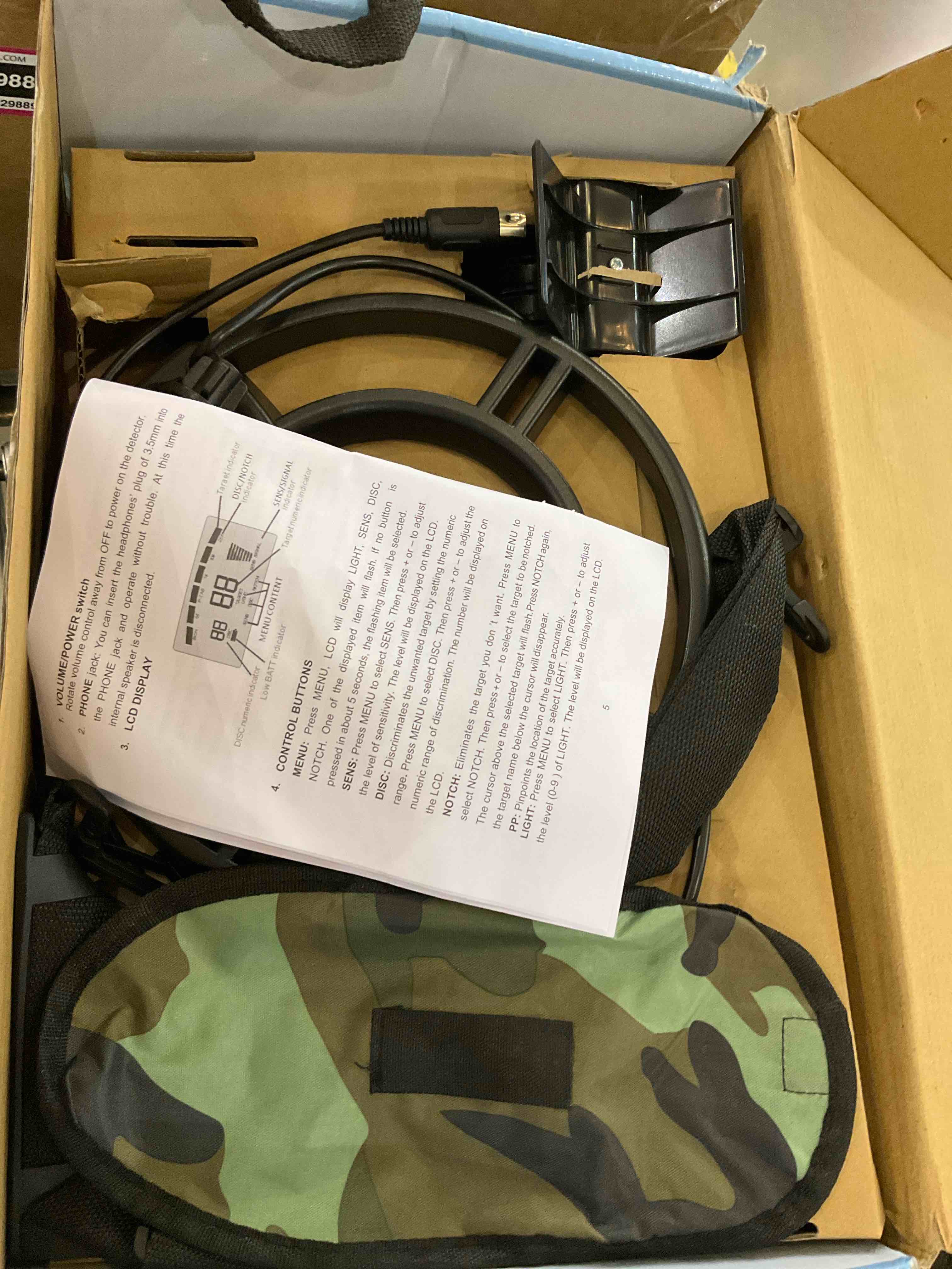 https://s3.amazonaws.com/lotting-images-prod/BargainHunt/EXS01329888_1713189973345.jpeg