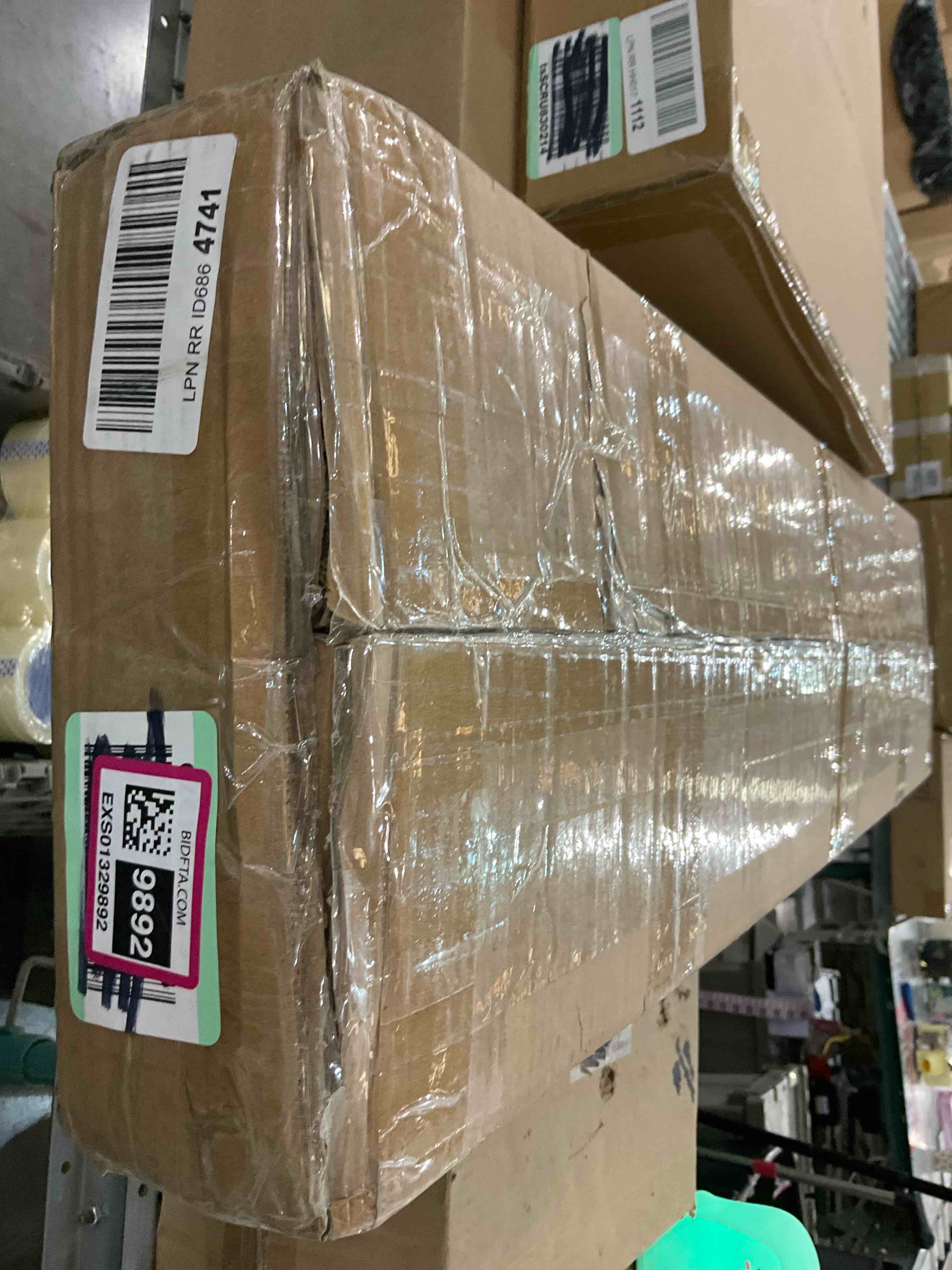 https://s3.amazonaws.com/lotting-images-prod/BargainHunt/EXS01329892_1713190455685.jpeg