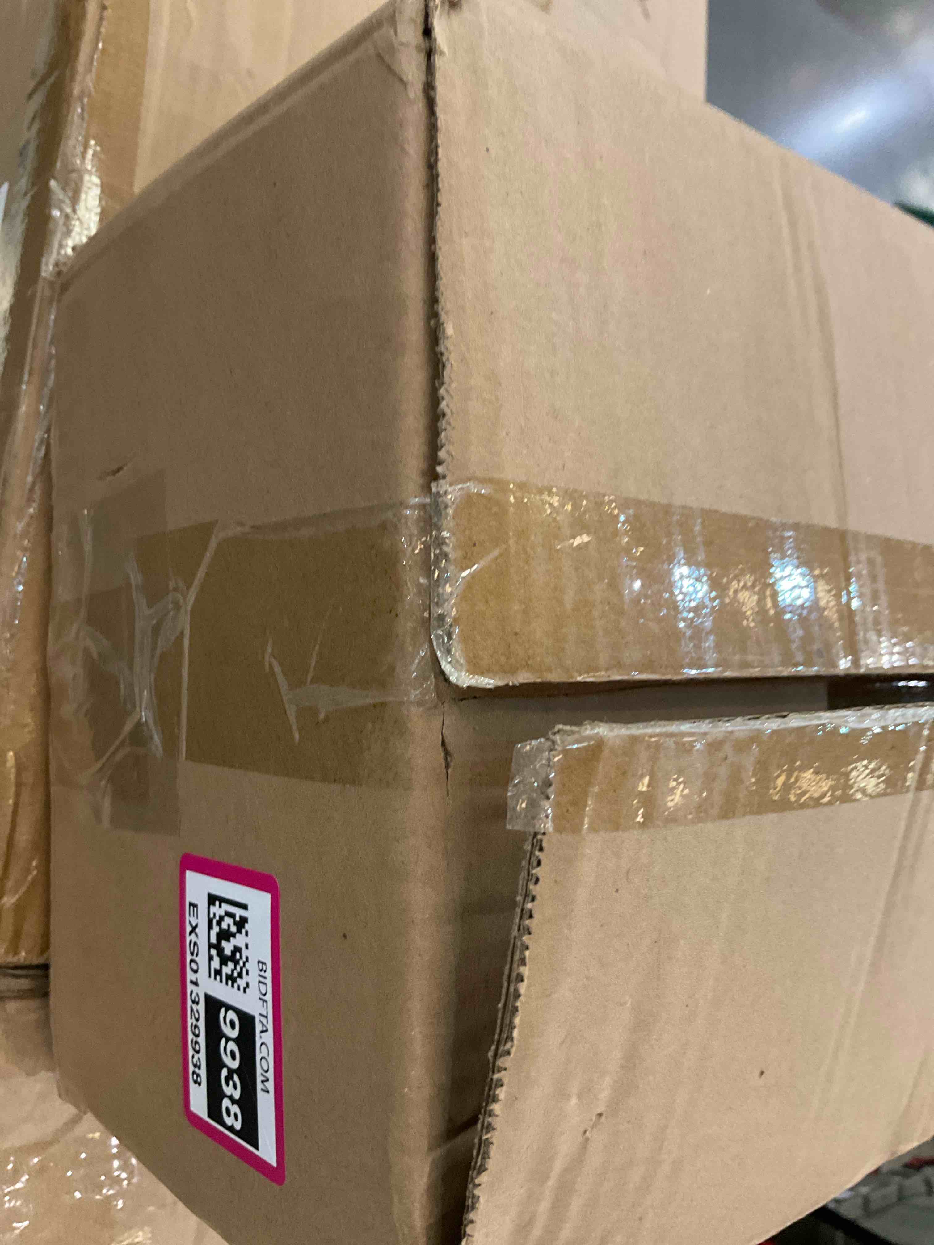 https://s3.amazonaws.com/lotting-images-prod/BargainHunt/EXS01329938_1713199910214.jpeg