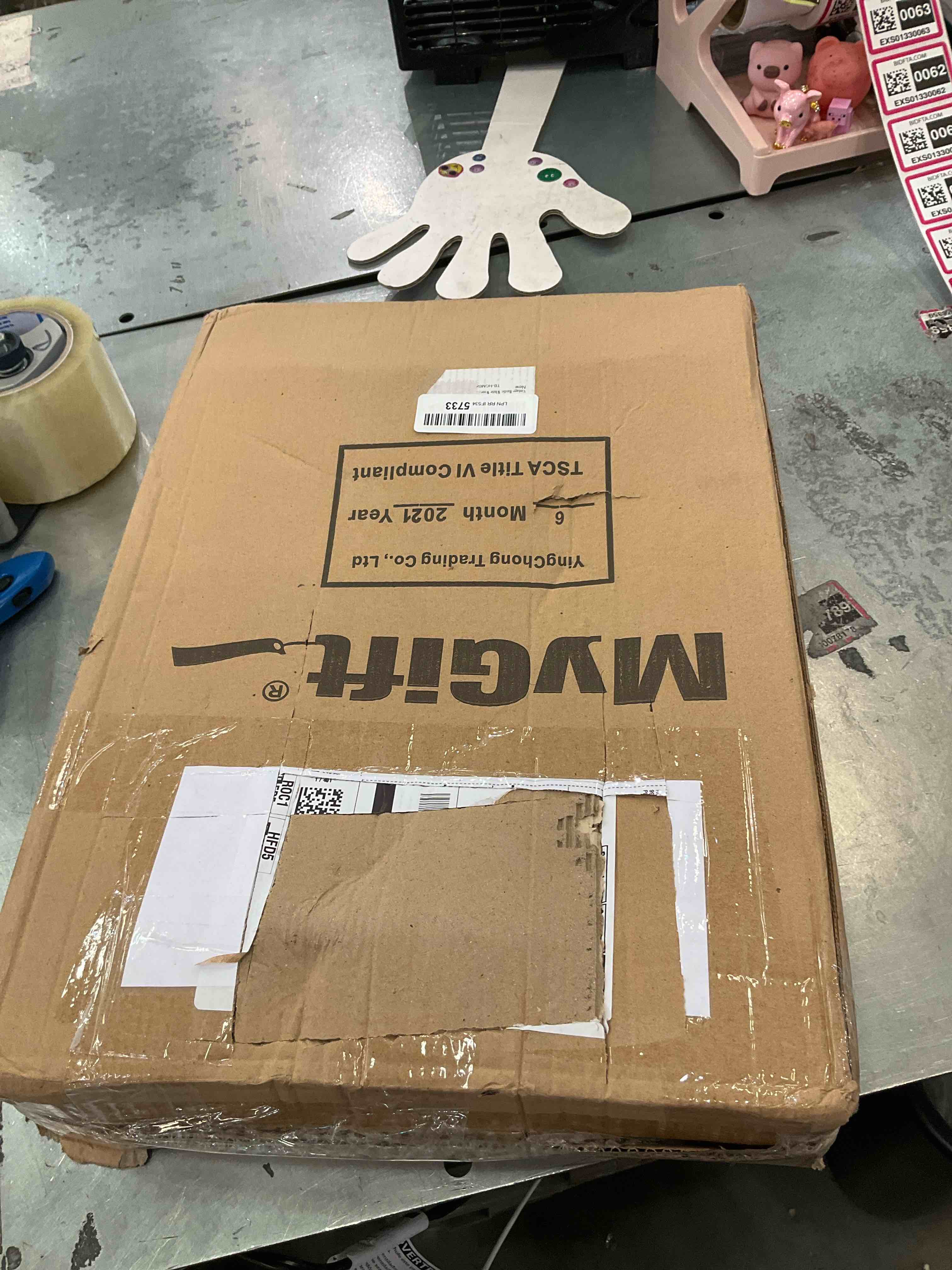 https://s3.amazonaws.com/lotting-images-prod/BargainHunt/EXS01330049_1713206825081.jpeg