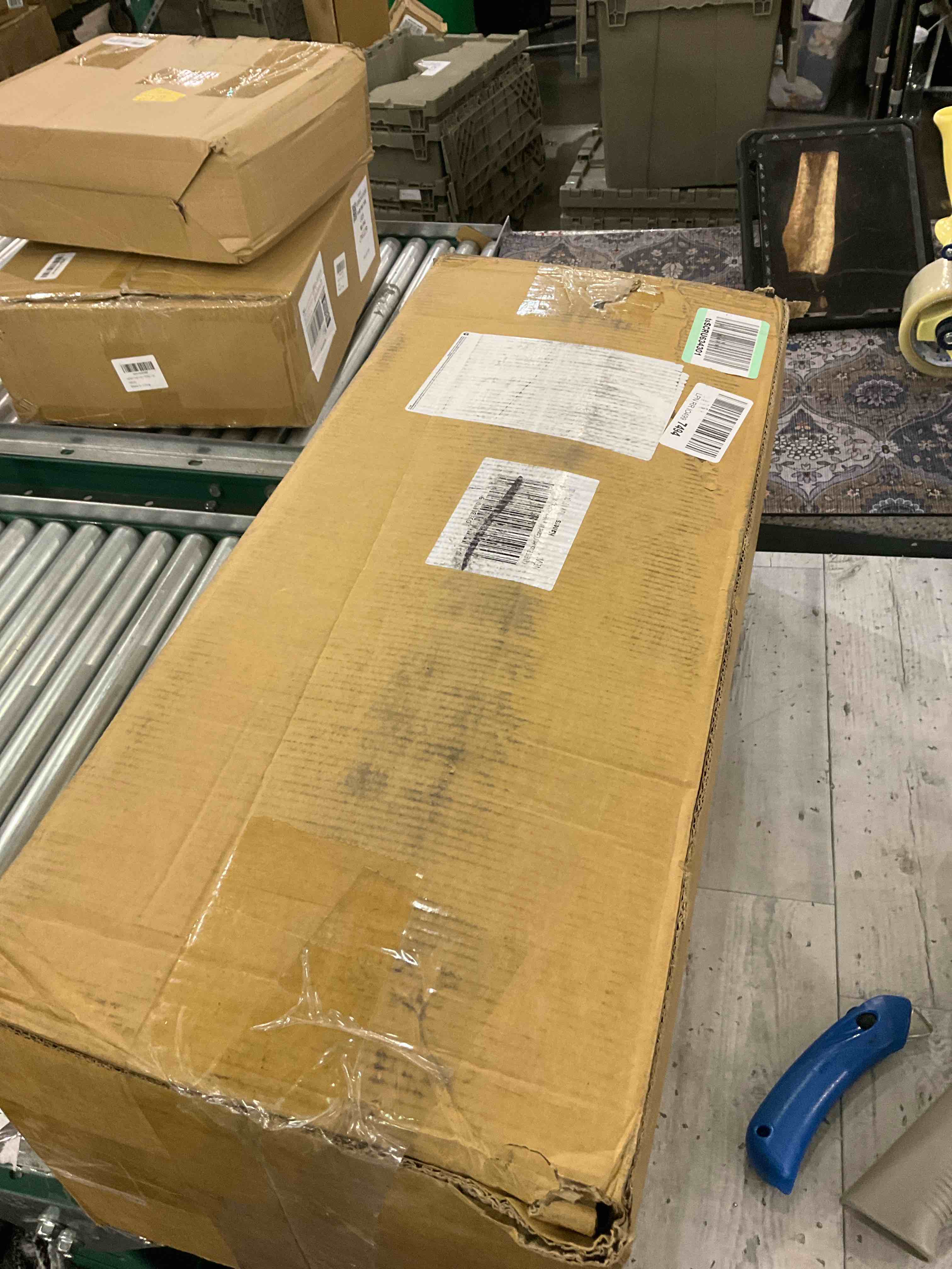 https://s3.amazonaws.com/lotting-images-prod/BargainHunt/EXS01330115_1713274522295.jpeg