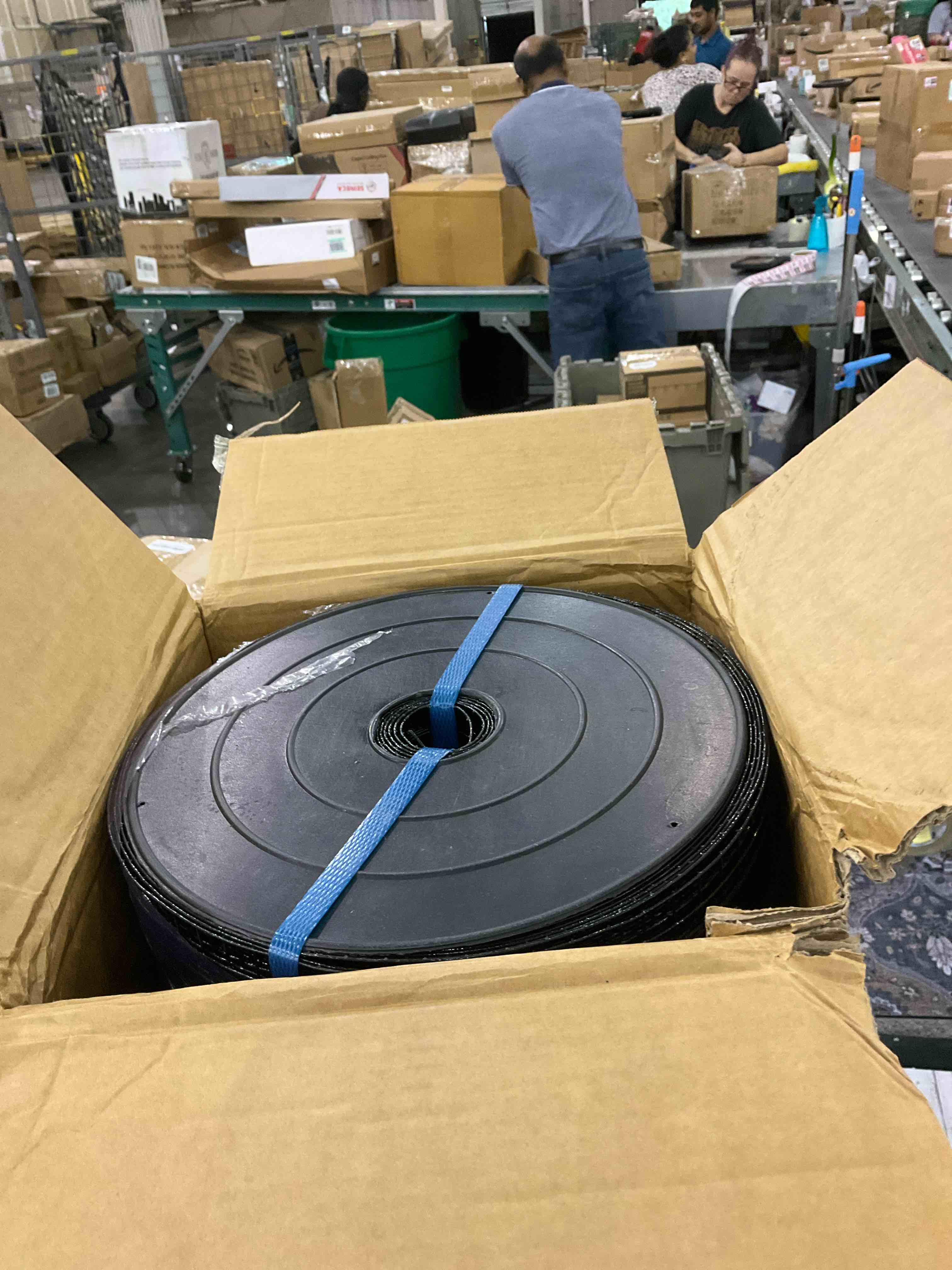 https://s3.amazonaws.com/lotting-images-prod/BargainHunt/EXS01330115_1713274548184.jpeg