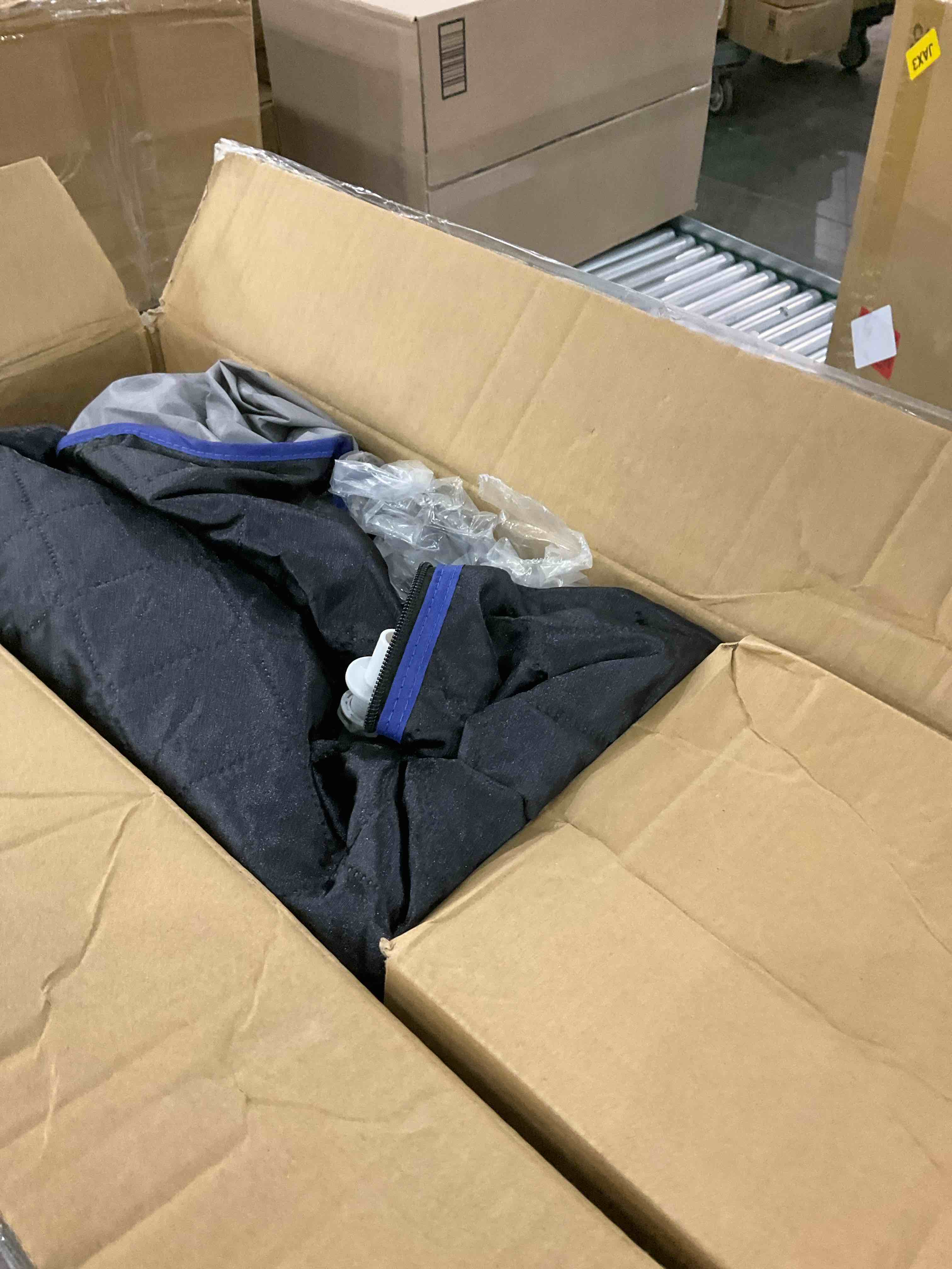 https://s3.amazonaws.com/lotting-images-prod/BargainHunt/EXS01330117_1713274814469.jpeg