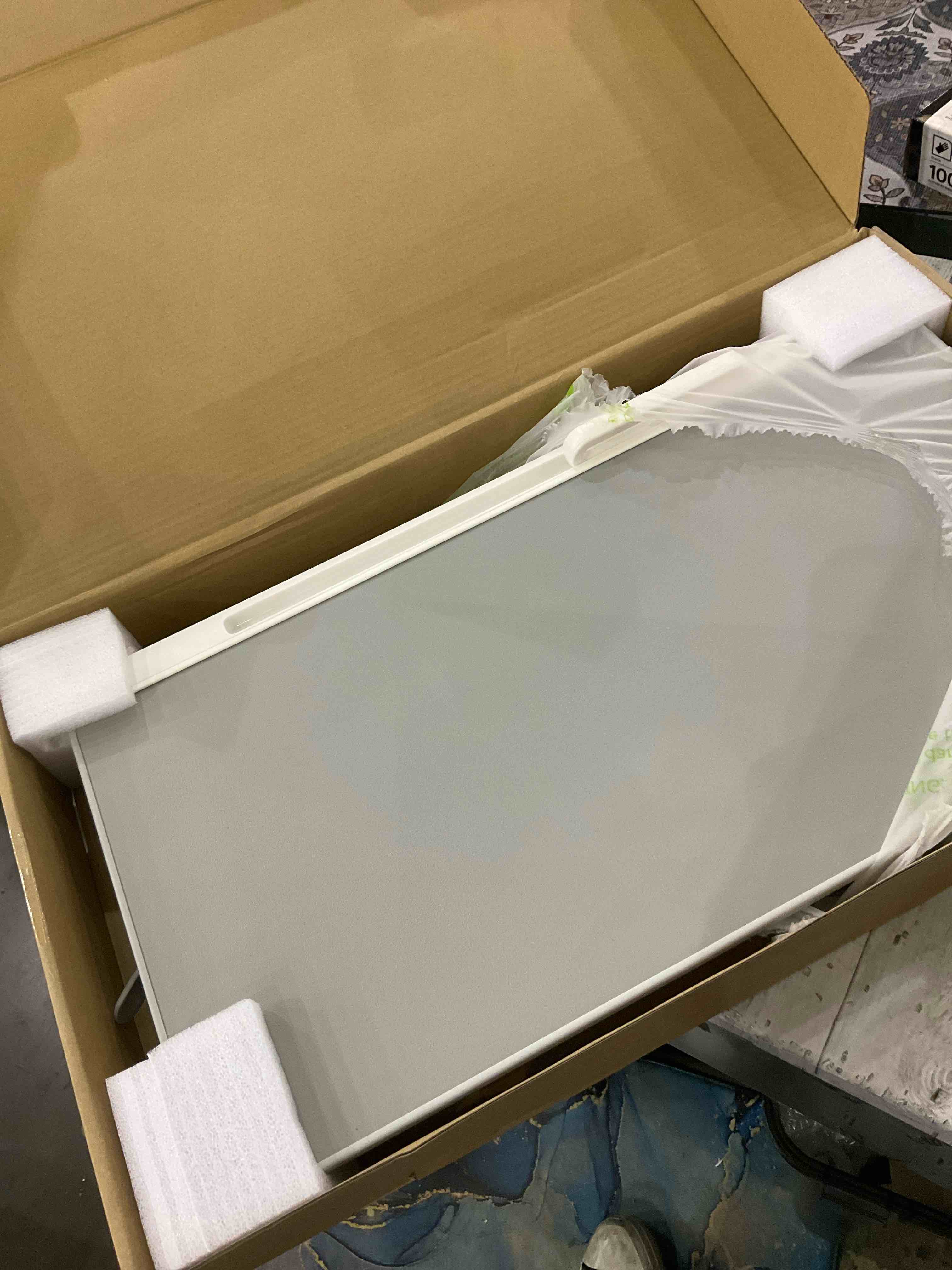 https://s3.amazonaws.com/lotting-images-prod/BargainHunt/EXS01330143_1713278188084.jpeg