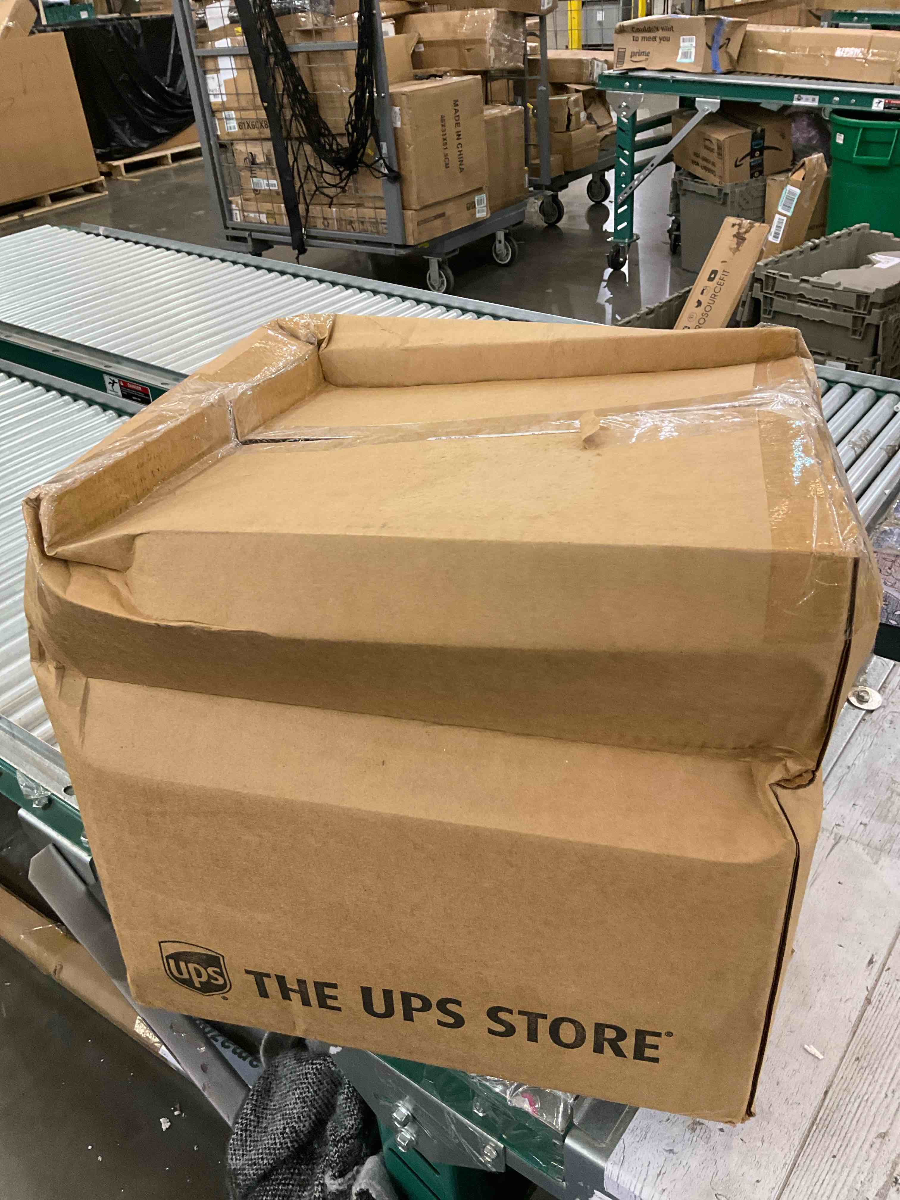 https://s3.amazonaws.com/lotting-images-prod/BargainHunt/EXS01330167_1713281761761.jpeg