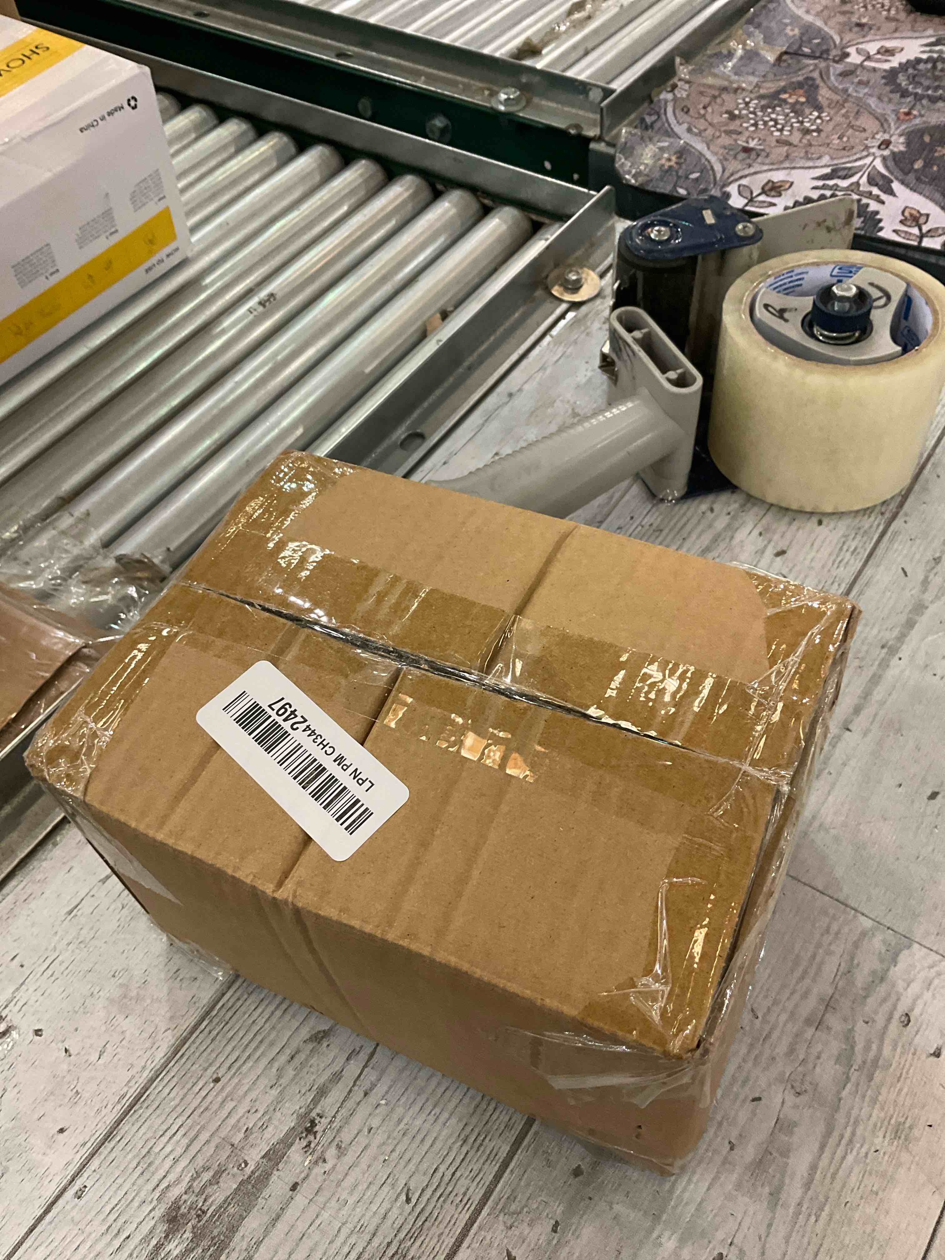 https://s3.amazonaws.com/lotting-images-prod/BargainHunt/EXS01330215_1713291854597.jpeg