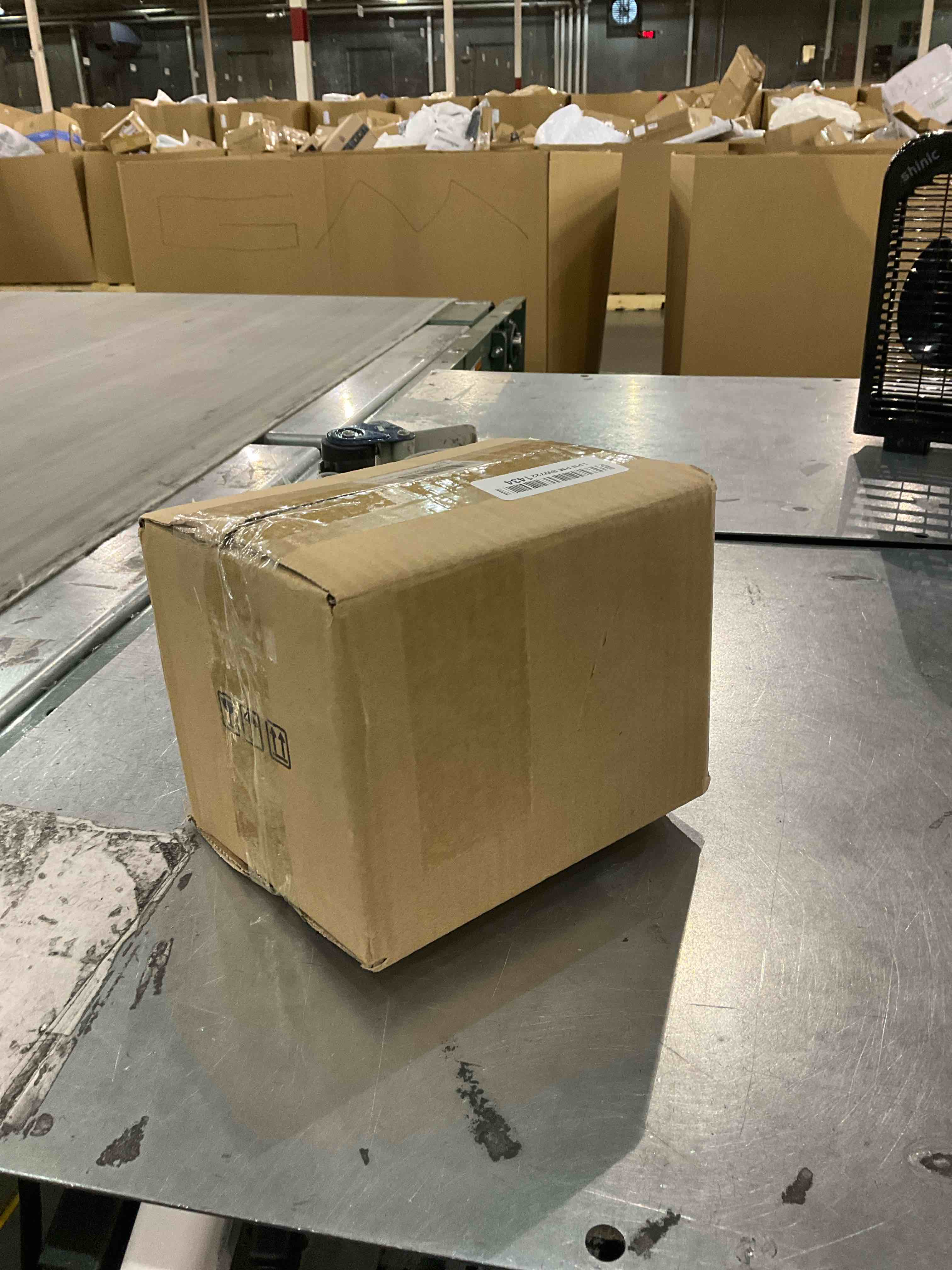 https://s3.amazonaws.com/lotting-images-prod/BargainHunt/EXS01330313_1713358170048.jpeg