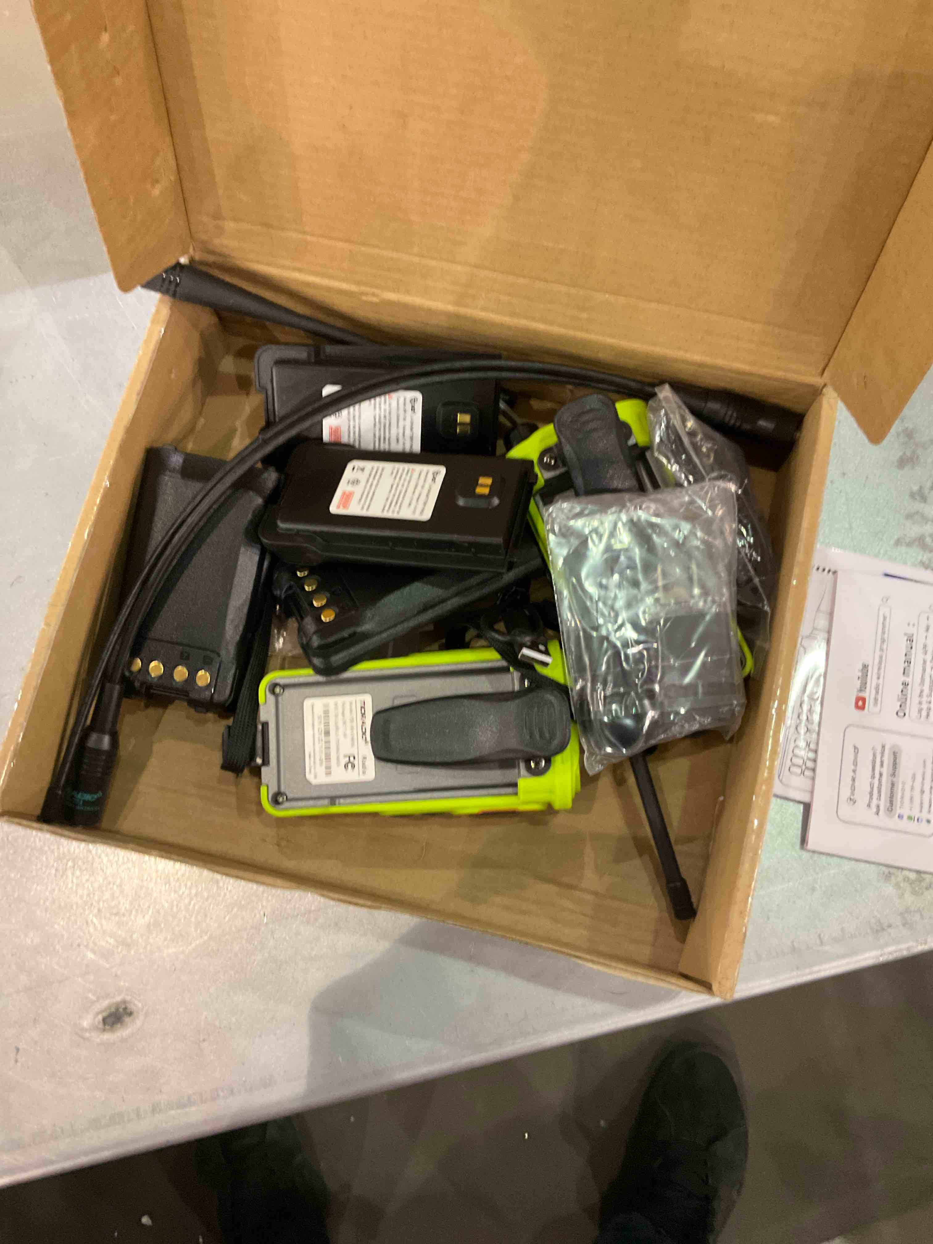 https://s3.amazonaws.com/lotting-images-prod/BargainHunt/EXS01330461_1713871707229.jpeg