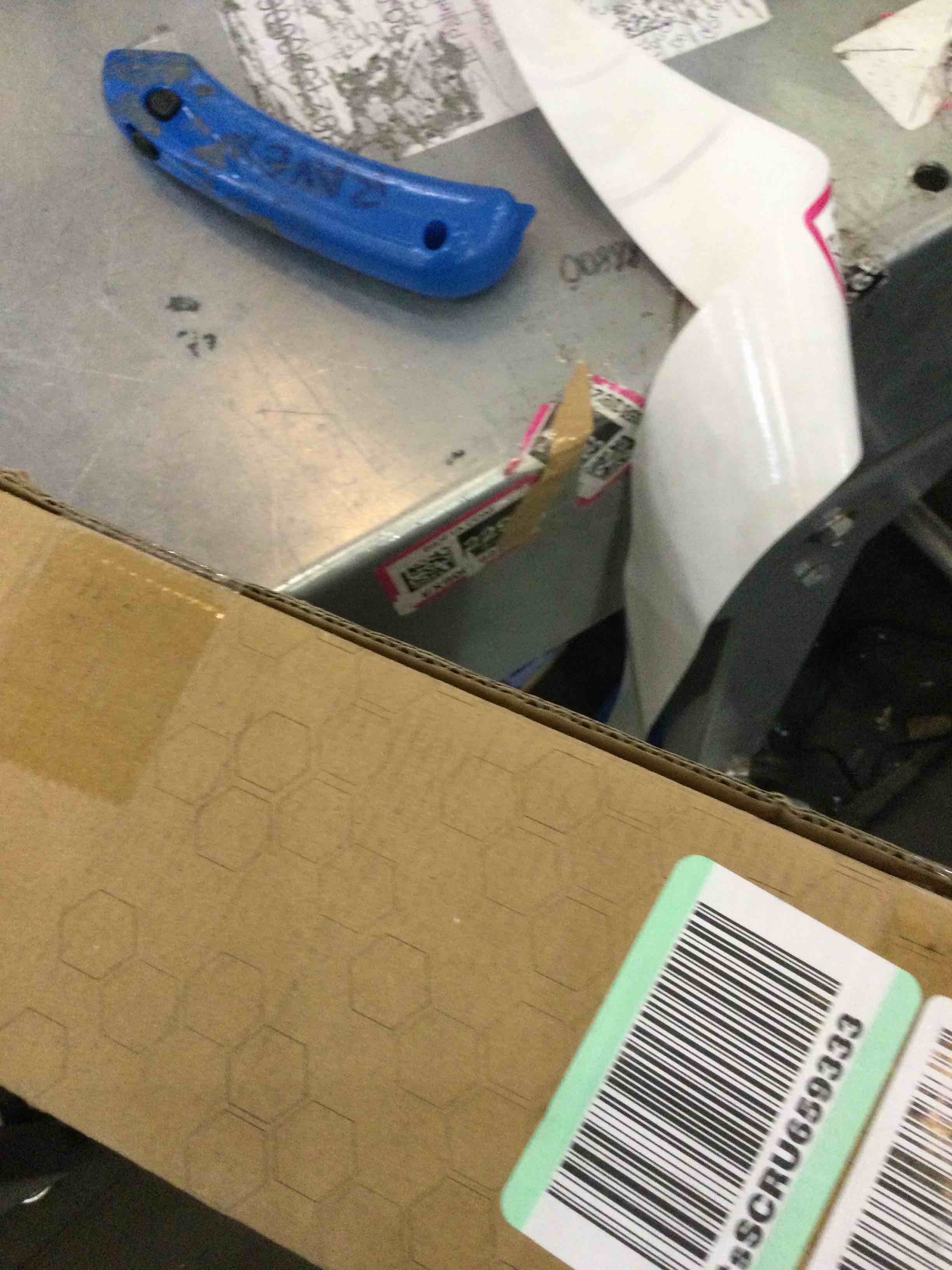 https://s3.amazonaws.com/lotting-images-prod/BargainHunt/EXS01330674_1713200556110.jpeg
