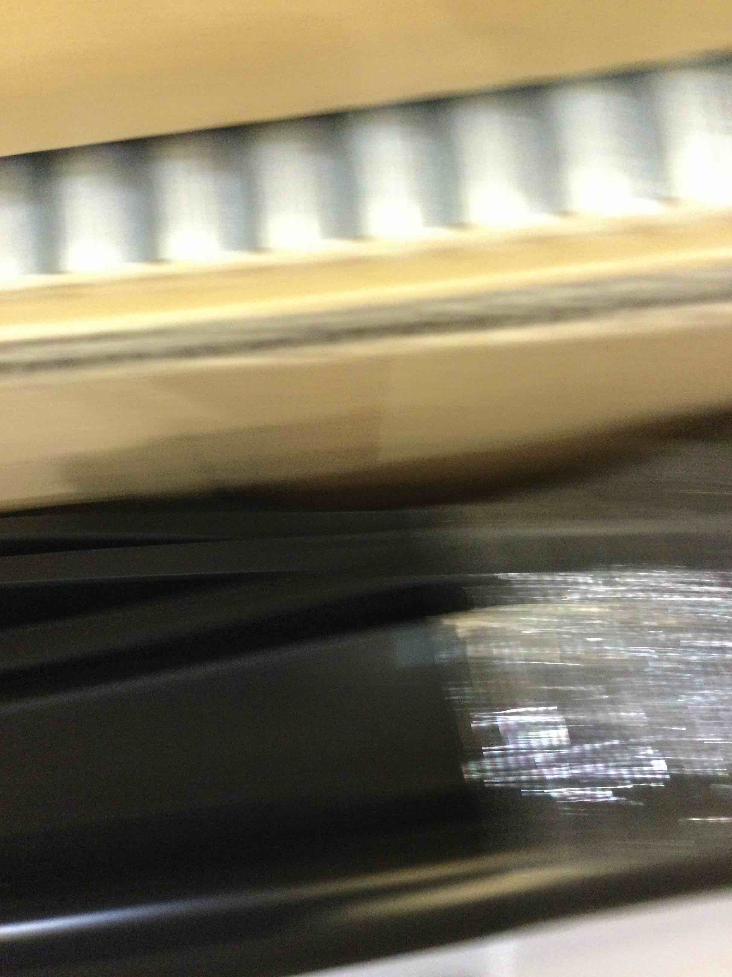 https://s3.amazonaws.com/lotting-images-prod/BargainHunt/EXS01330784_1713290071465.jpeg