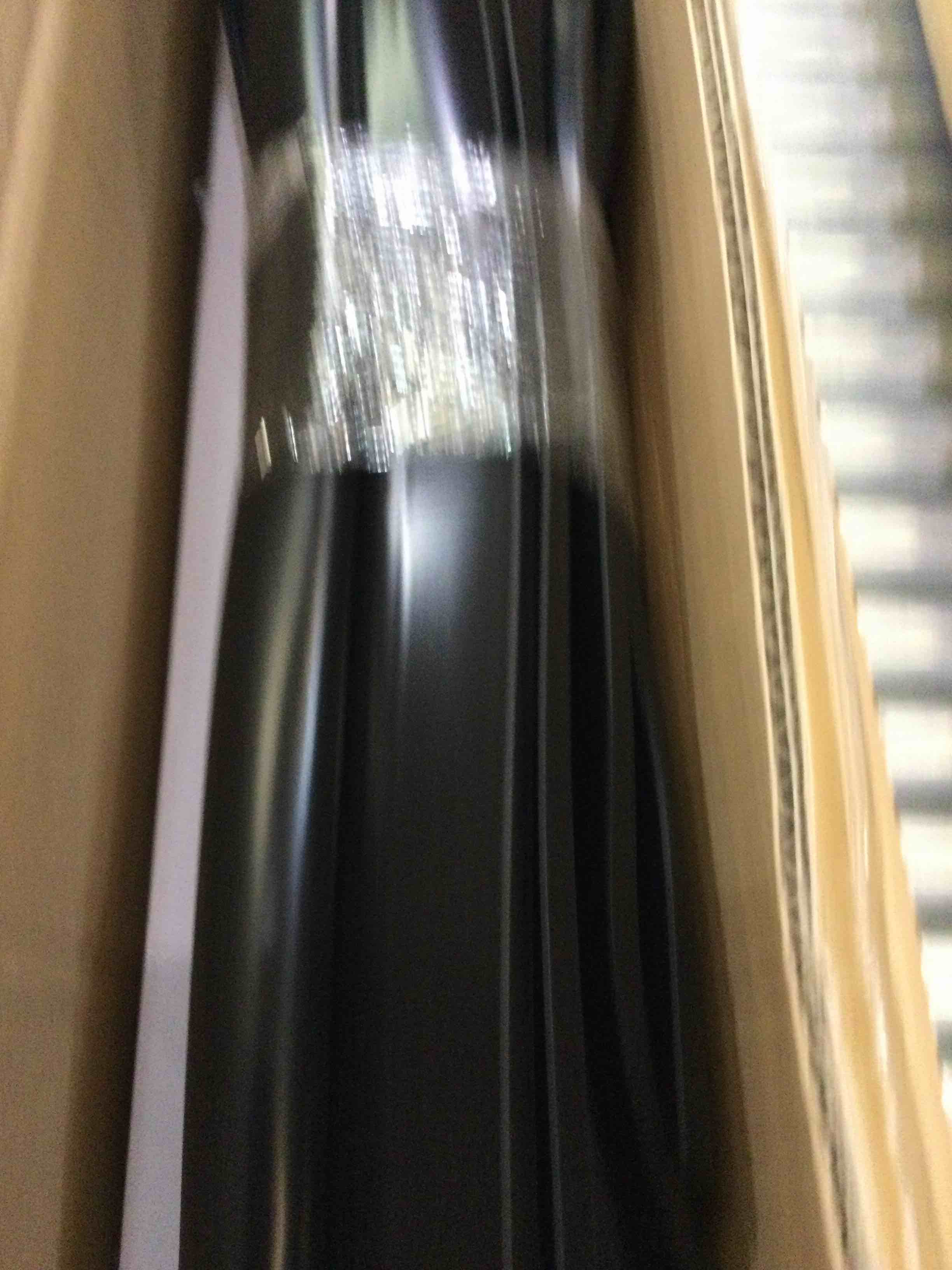 https://s3.amazonaws.com/lotting-images-prod/BargainHunt/EXS01330784_1713290078040.jpeg