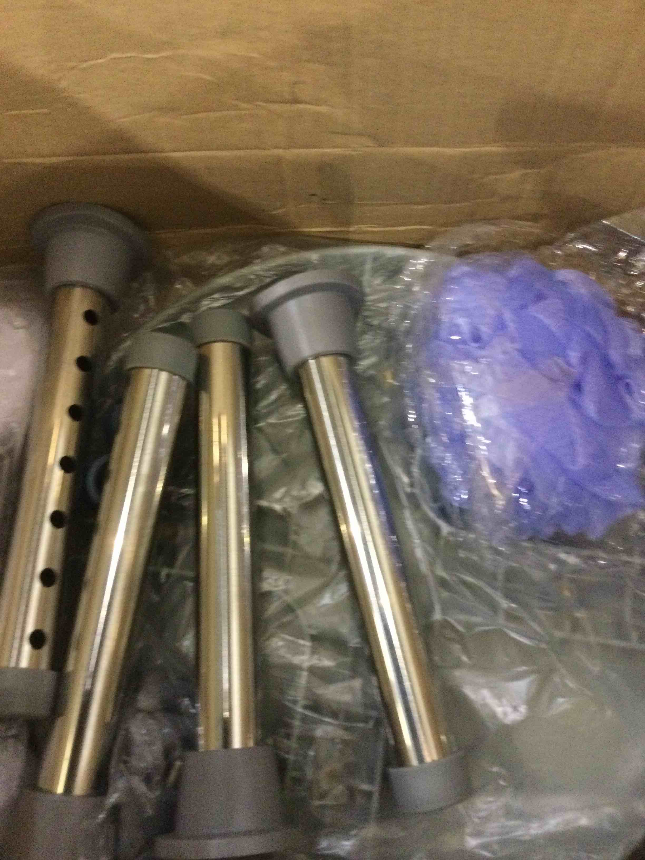 https://s3.amazonaws.com/lotting-images-prod/BargainHunt/EXS01330917_1713790024822.jpeg