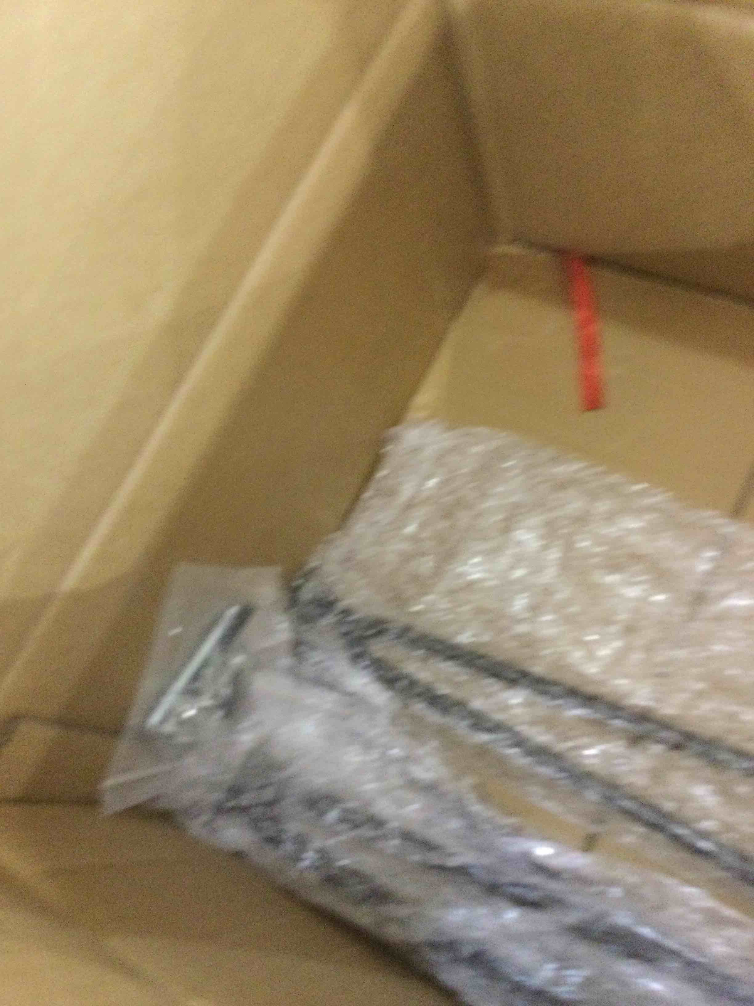 https://s3.amazonaws.com/lotting-images-prod/BargainHunt/EXS01330919_1713790352061.jpeg