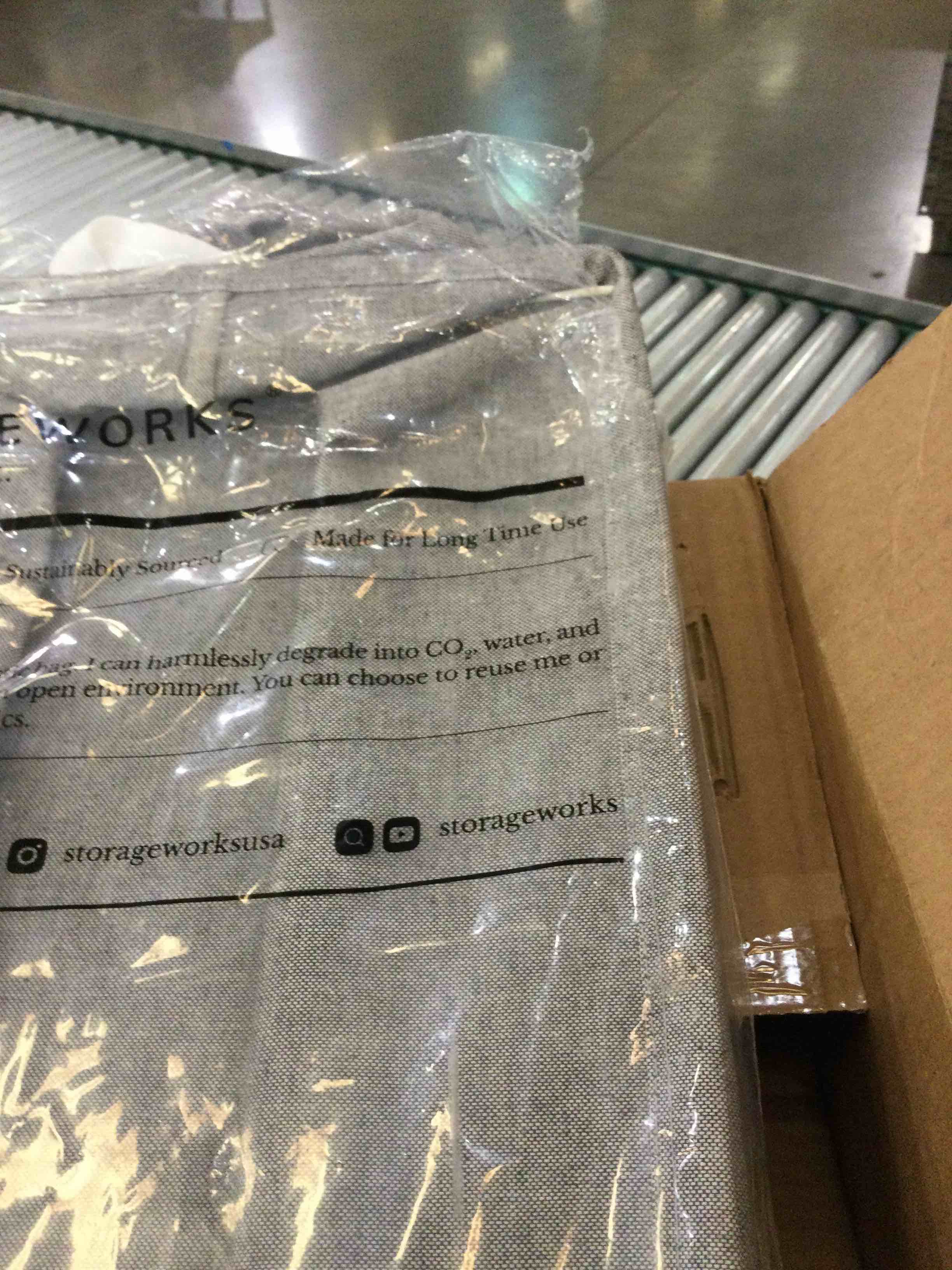 https://s3.amazonaws.com/lotting-images-prod/BargainHunt/EXS01330961_1713806102575.jpeg