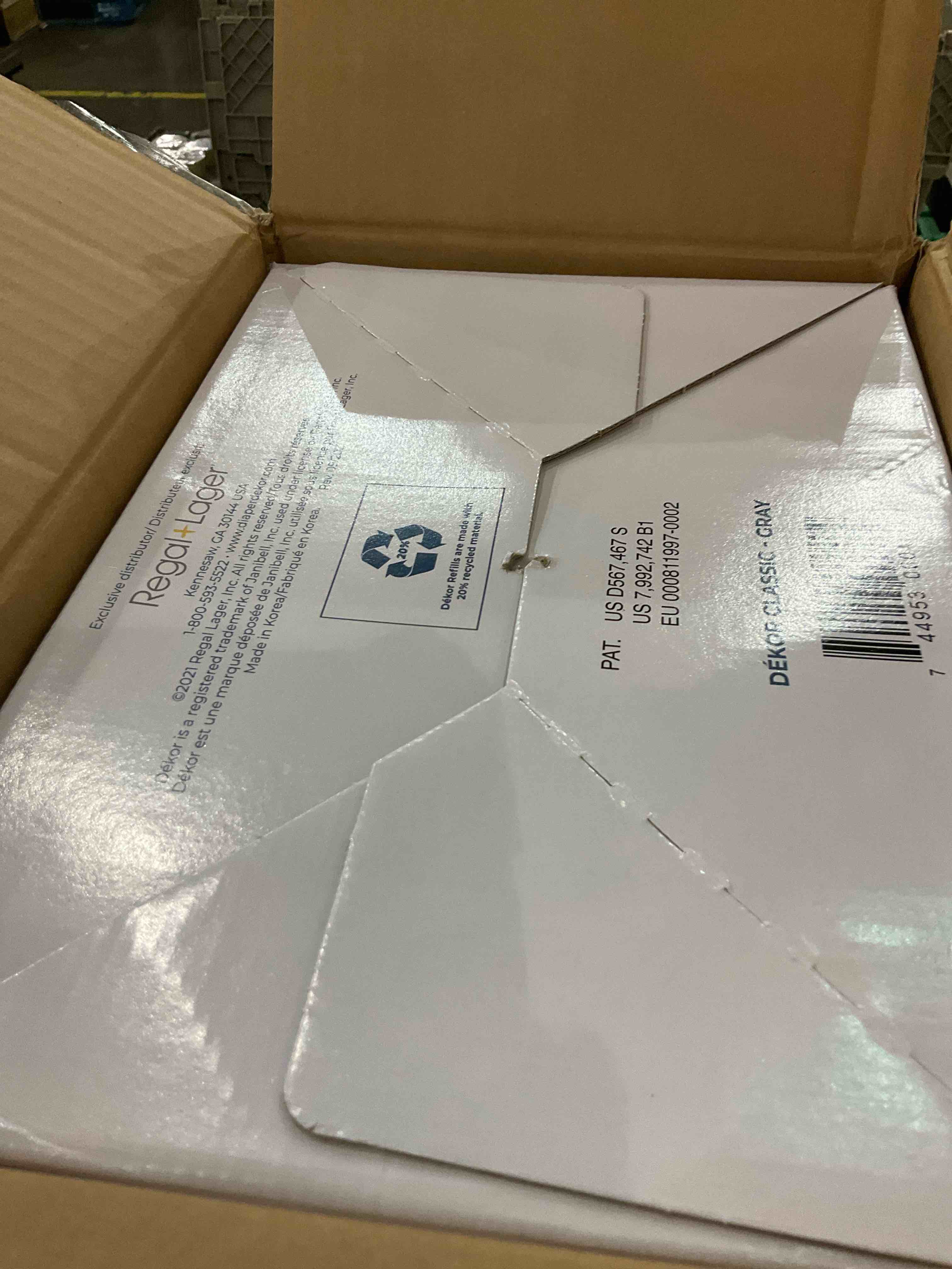 https://s3.amazonaws.com/lotting-images-prod/BargainHunt/EXS01331006_1716381481175.jpeg