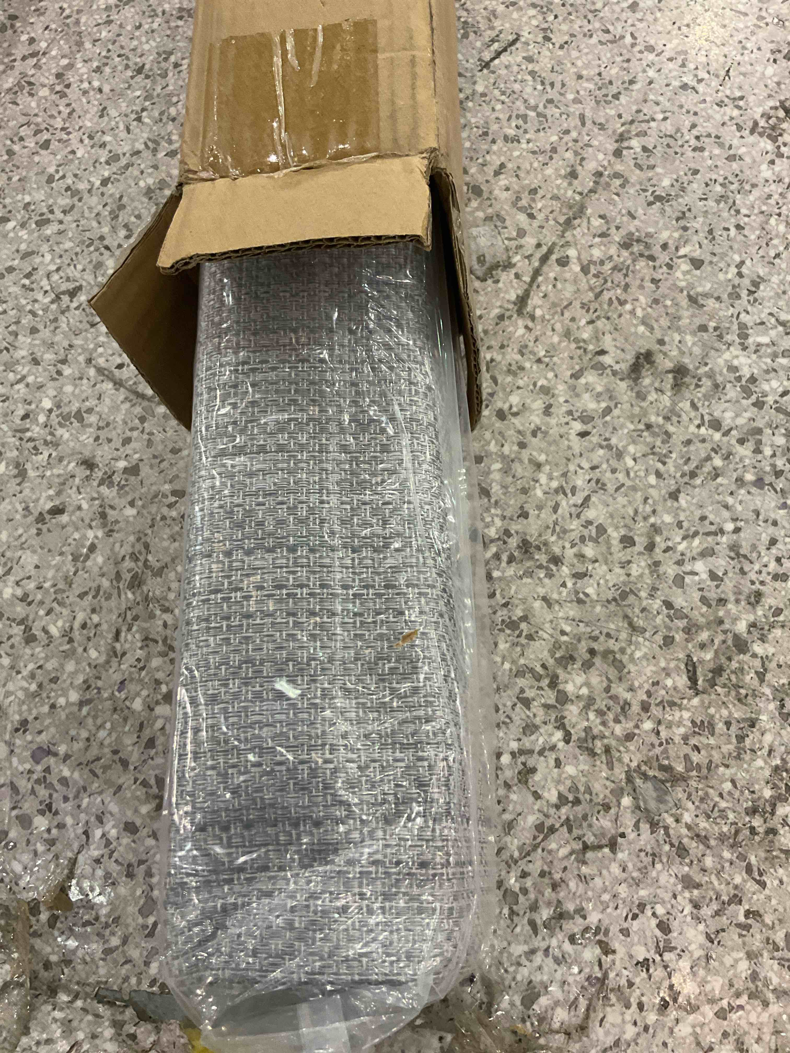 https://s3.amazonaws.com/lotting-images-prod/BargainHunt/EXS01331019_1716384464879.jpeg