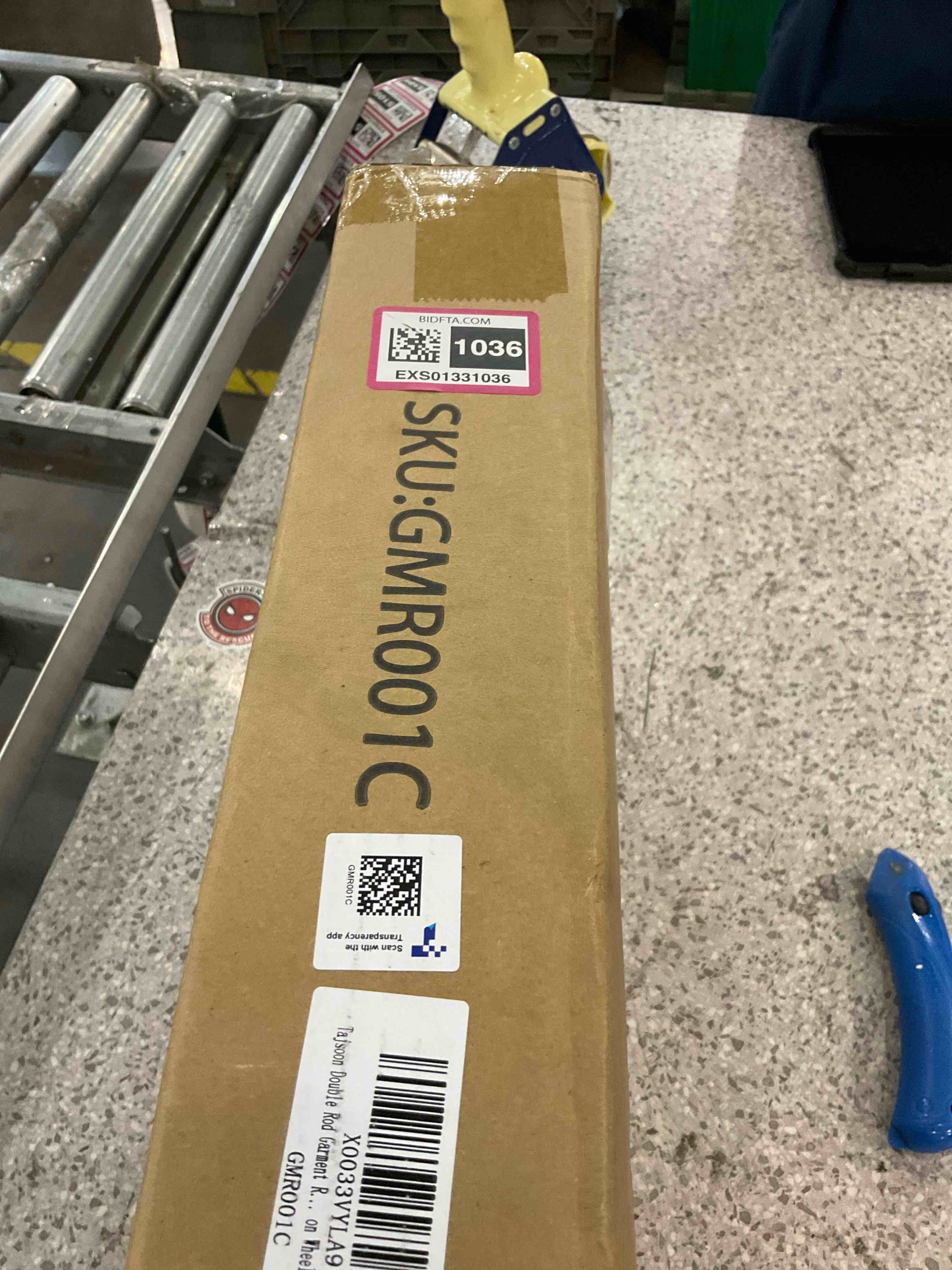 https://s3.amazonaws.com/lotting-images-prod/BargainHunt/EXS01331036_1716549436837.jpeg