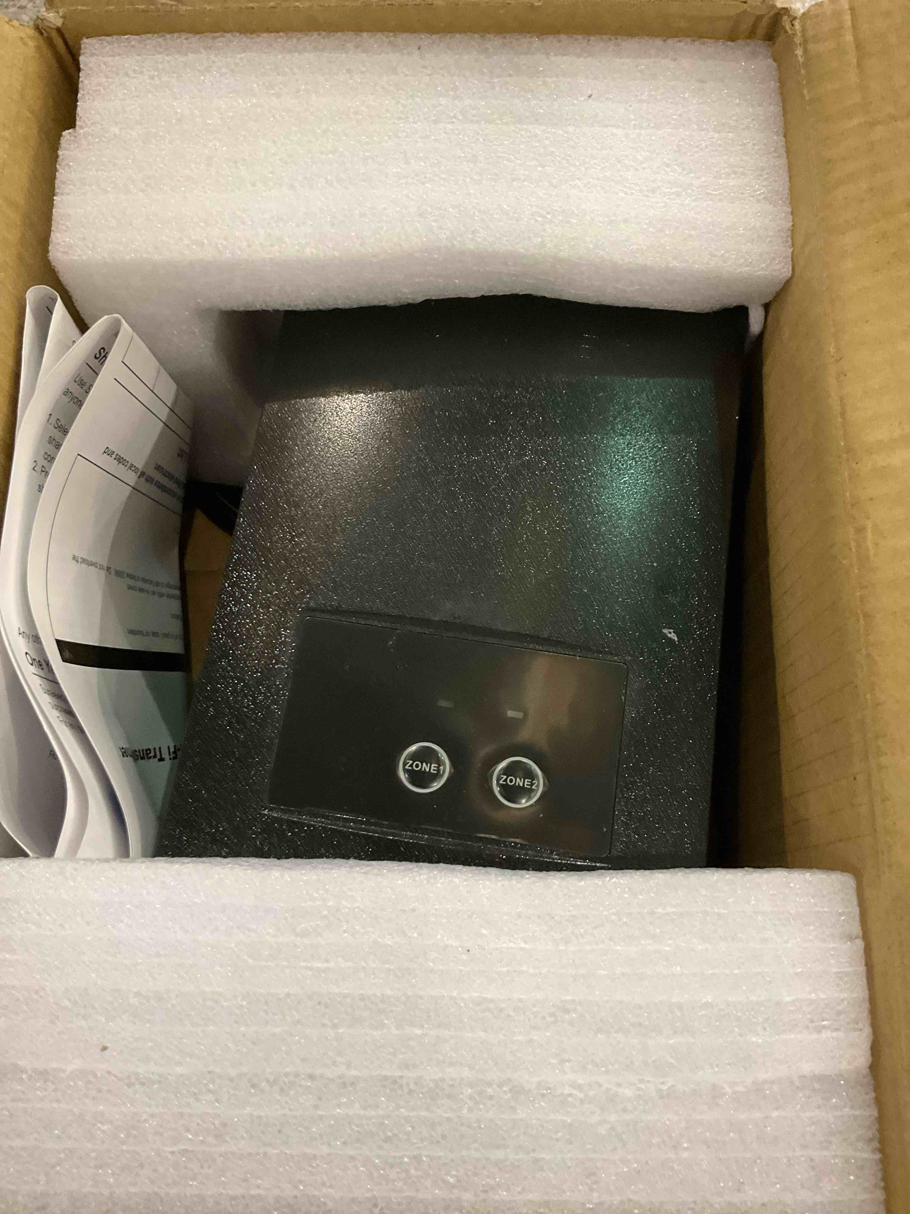 https://s3.amazonaws.com/lotting-images-prod/BargainHunt/EXS01331037_1716550125355.jpeg