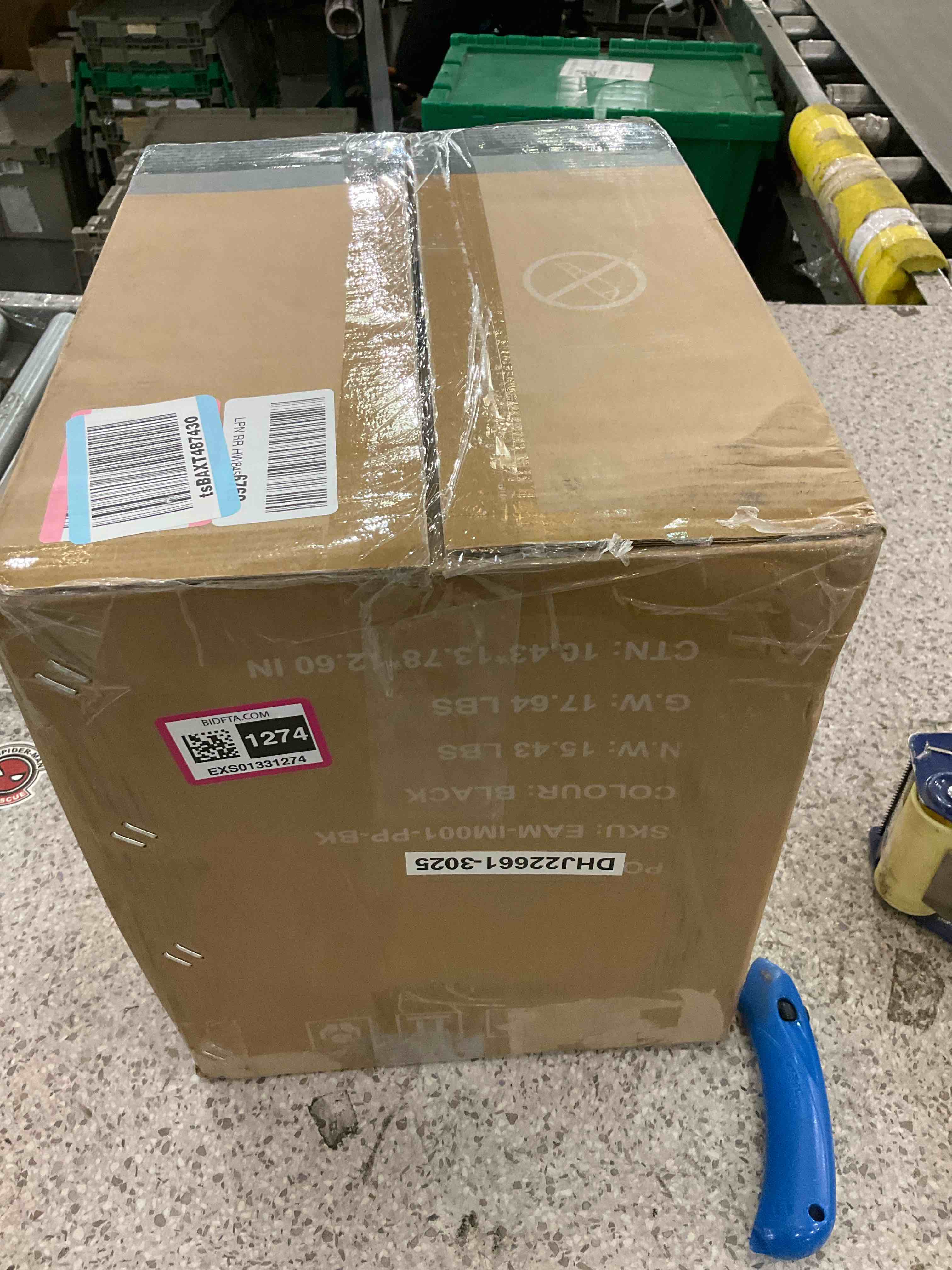 https://s3.amazonaws.com/lotting-images-prod/BargainHunt/EXS01331274_1717600716174.jpeg