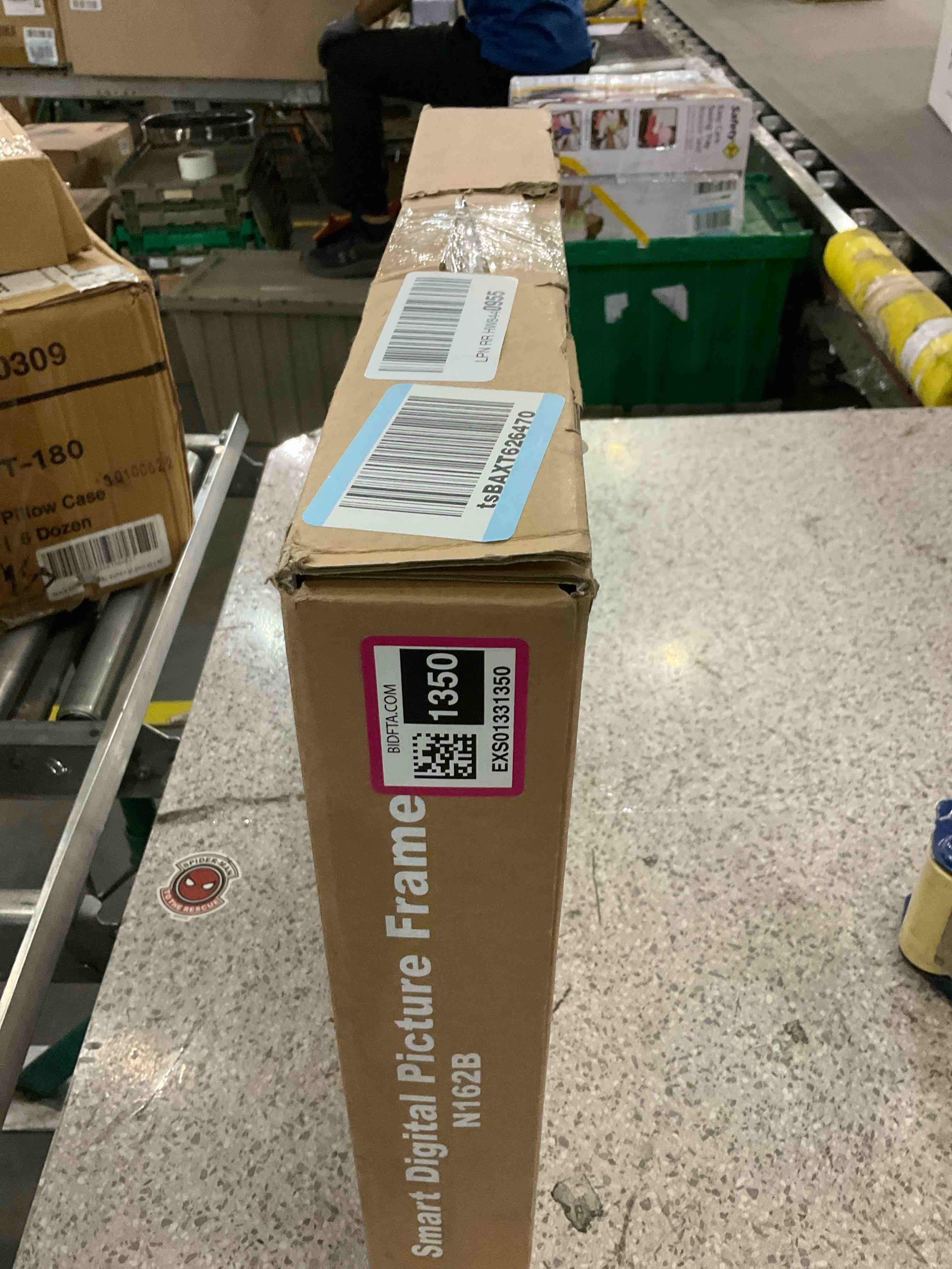 https://s3.amazonaws.com/lotting-images-prod/BargainHunt/EXS01331350_1717673497695.jpeg