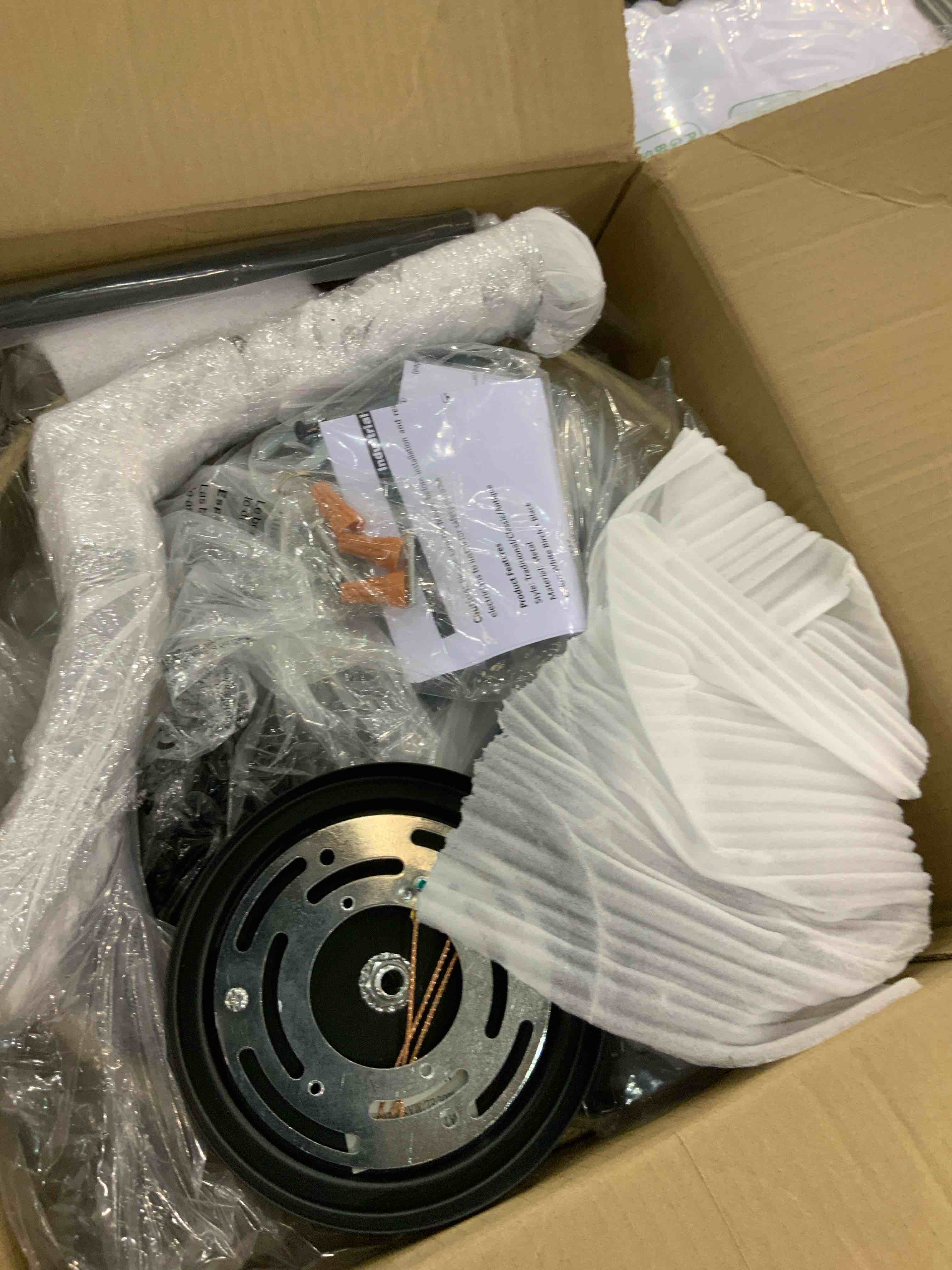 https://s3.amazonaws.com/lotting-images-prod/BargainHunt/EXS01331517_1712758775502.jpeg