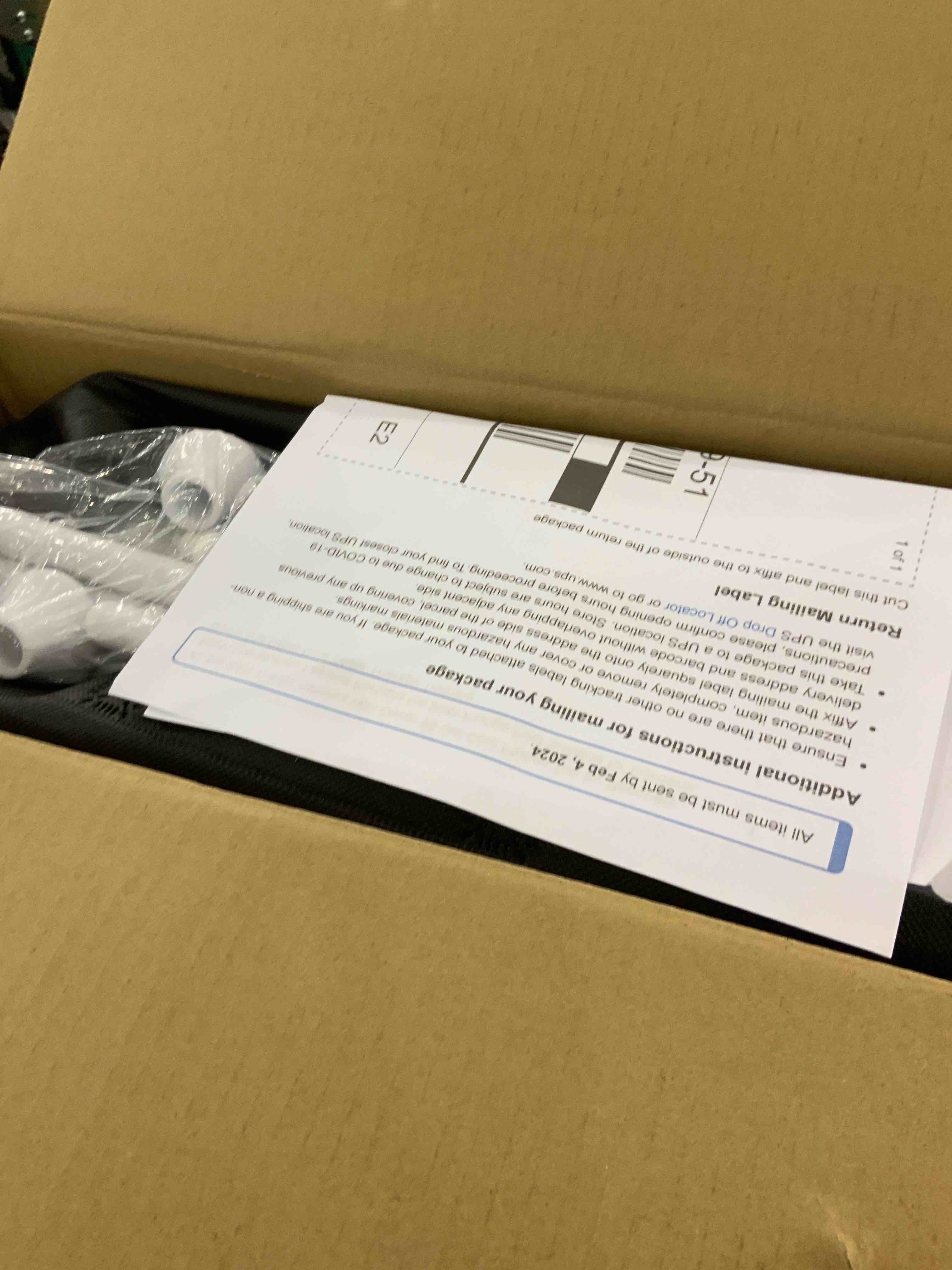 XL Ice Bath Tub for Athletes With Cover 99 Gal Cold Plunge Tub for Recovery, Multiple Layered Portable Ice Bath Plunge Pool Suitable for Gardens, Gyms and Other Cold Water Therapy Training